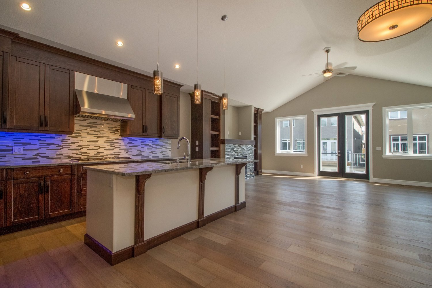 Builders — Heartland Cochrane