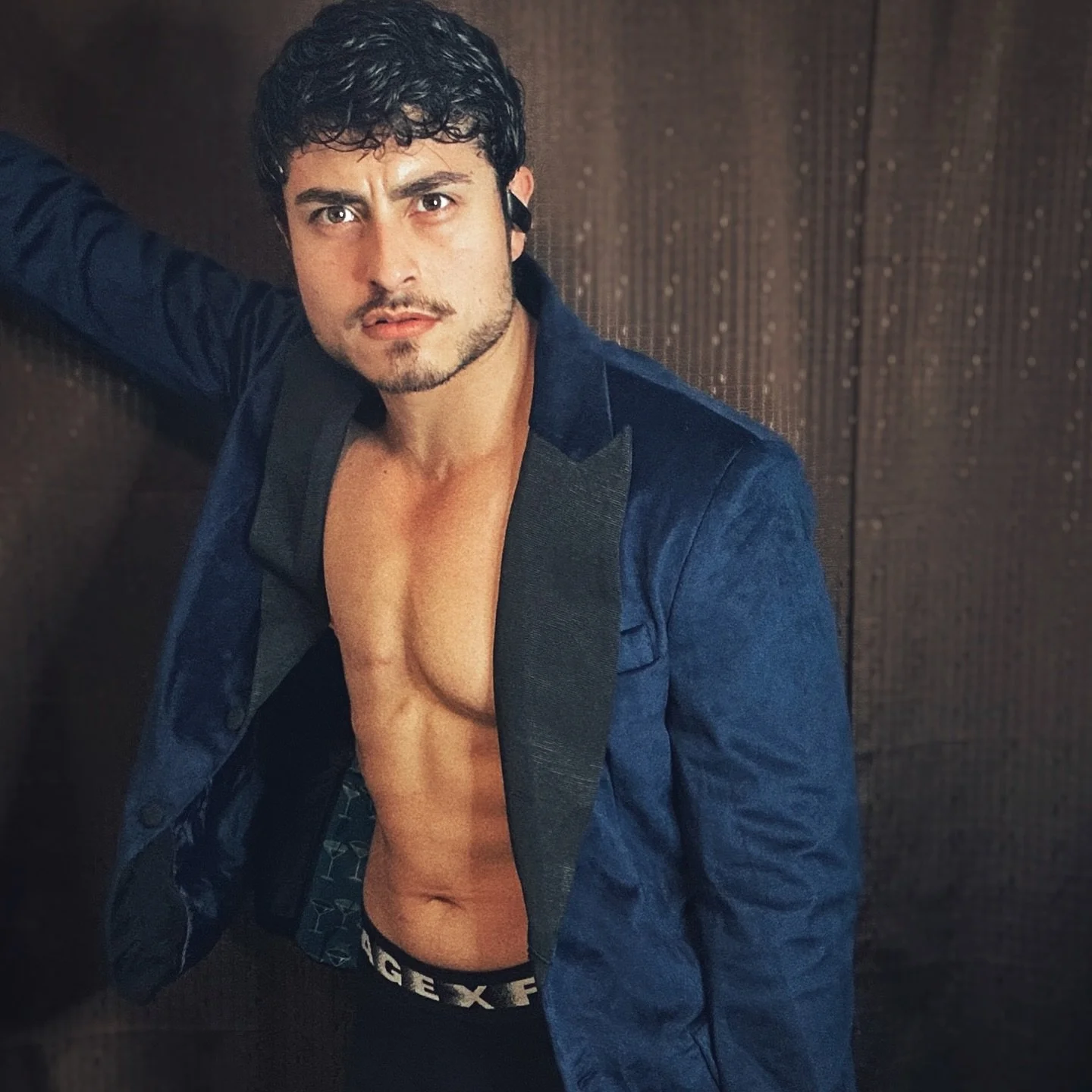 I&rsquo;m the scary trans person they warned you about 😘 BOO 👻 

#ftmtransgender #ftmfit #transmasculine #transmasc #gendereuphoria #transman #transguy #transgender #ftmfitness #transactor #transmodel