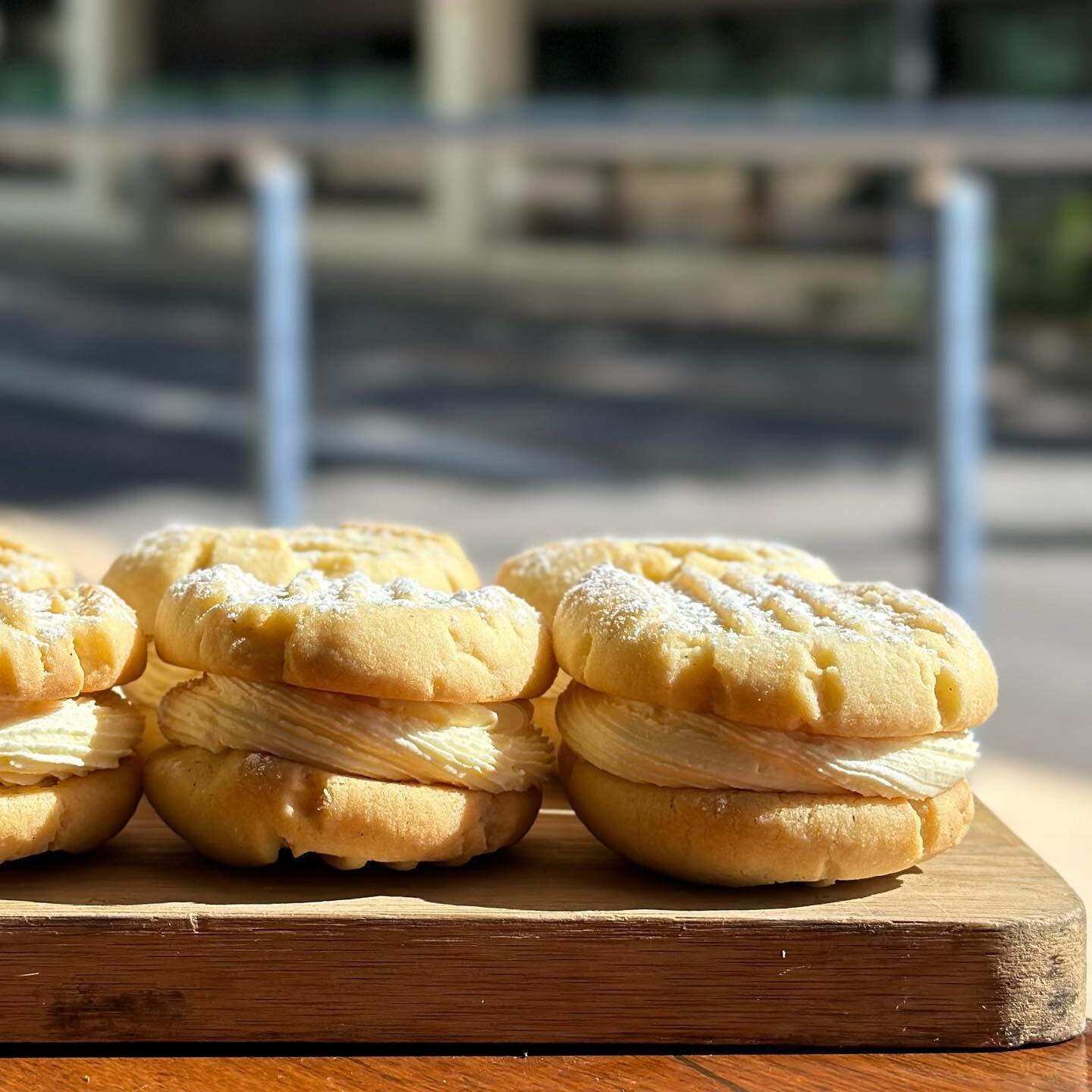 House made melting moments 🤤
$4 each.. come get them before they run out! 
.
.
.
#cafe #brisbane #Queensland #coffee #dogs
#breakfast #lunch #food #nundah #petfriendly #nundahcornercafe #eats #brisbanecafe #theweekendeditionbrisbane #nundahfood #has