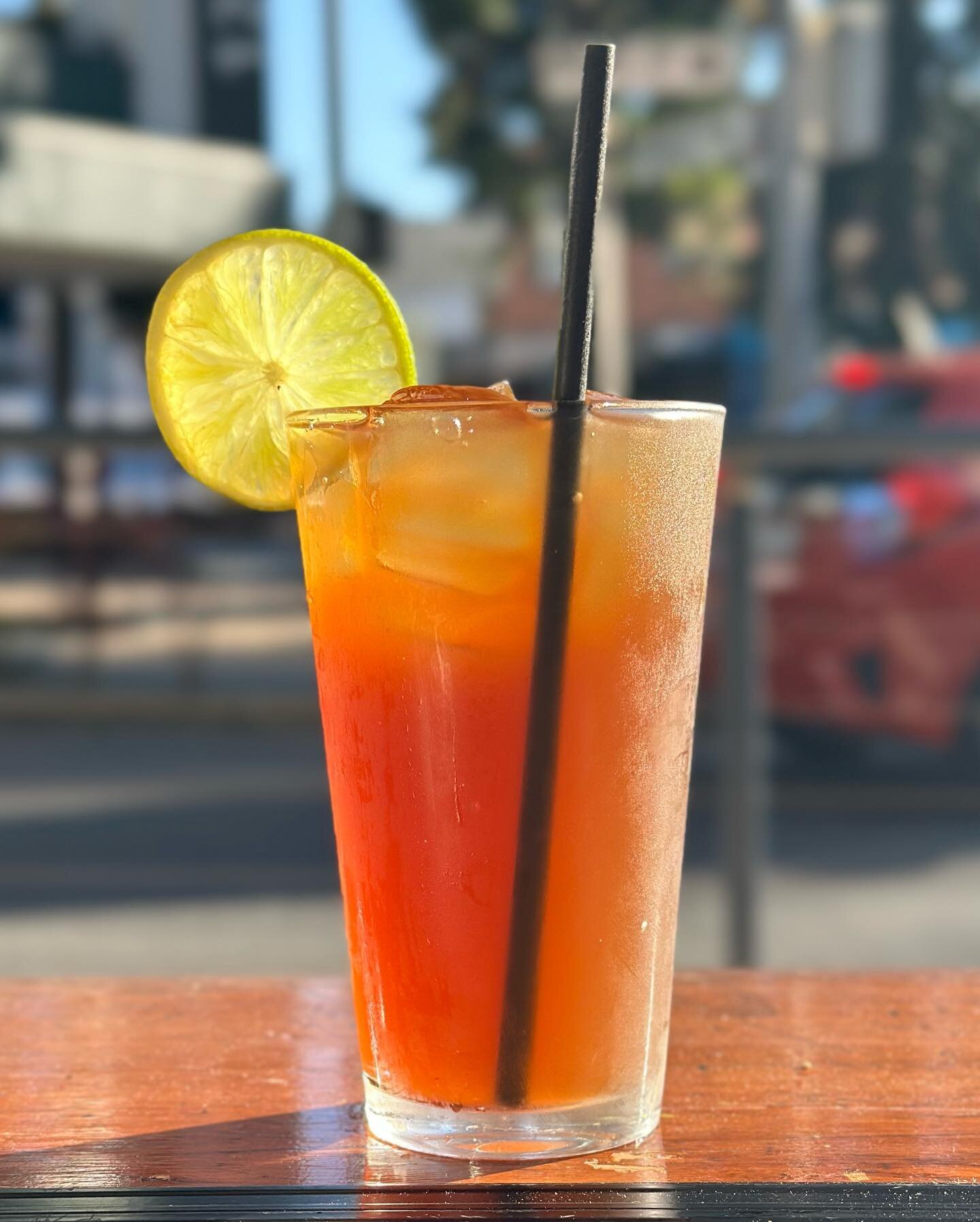 Don&rsquo;t forget about our refreshing peach or lemon iced teas! 
Available all day 
.
.
.
#cafe #Brisbane #Queensland #coffee #dogs #adorecoffee #latteart #rossetta #breakfast #lunch #food #nundah #dogfriendly #nundahcornercafe #eats #brisbanecafe 