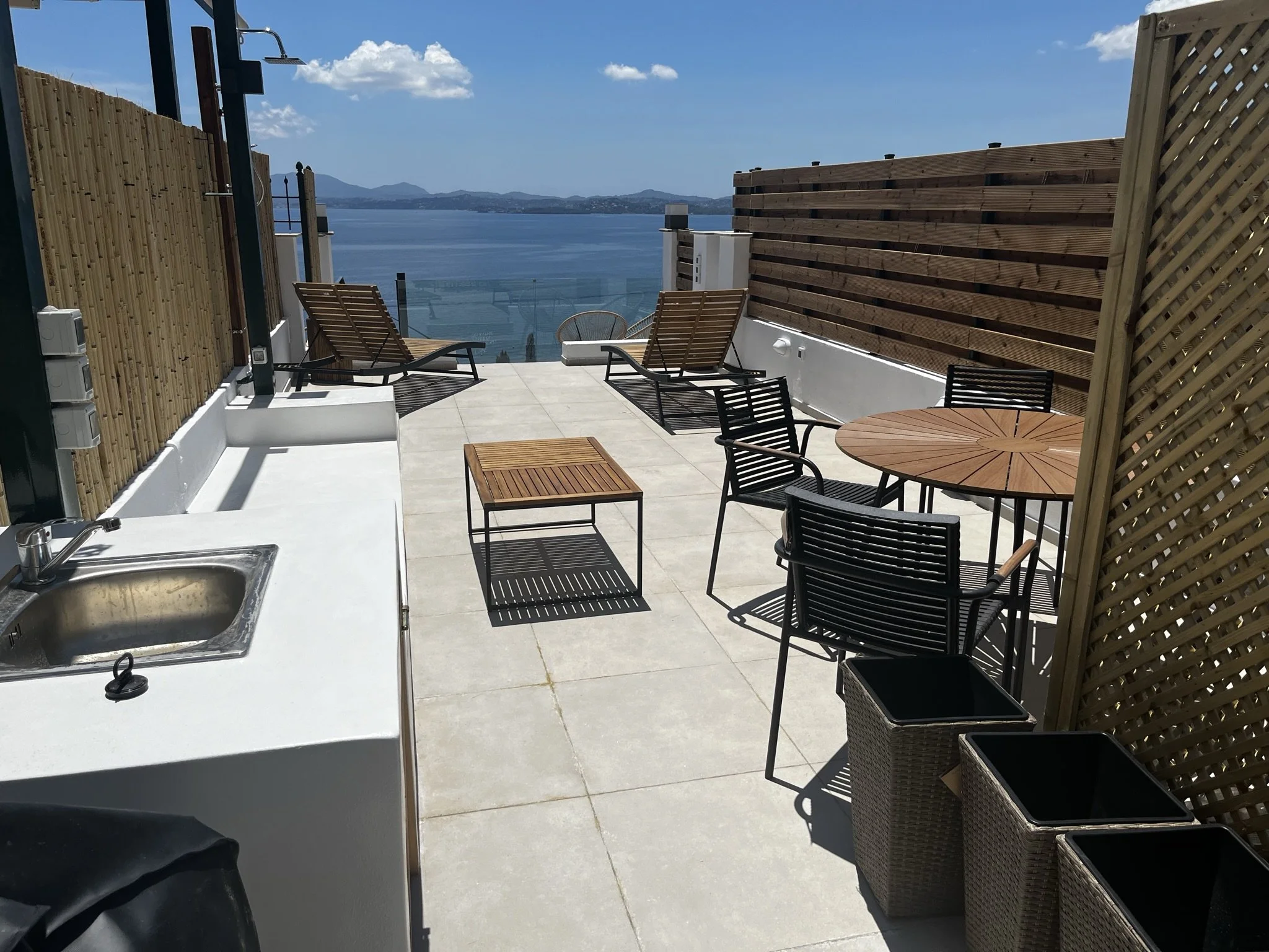 Roof terrace 1 .jpeg