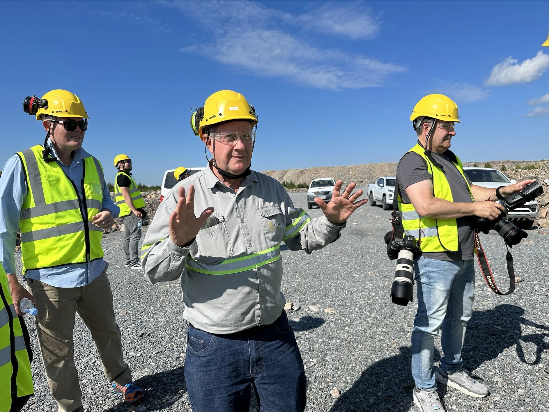 Jim investor visit.jpg
