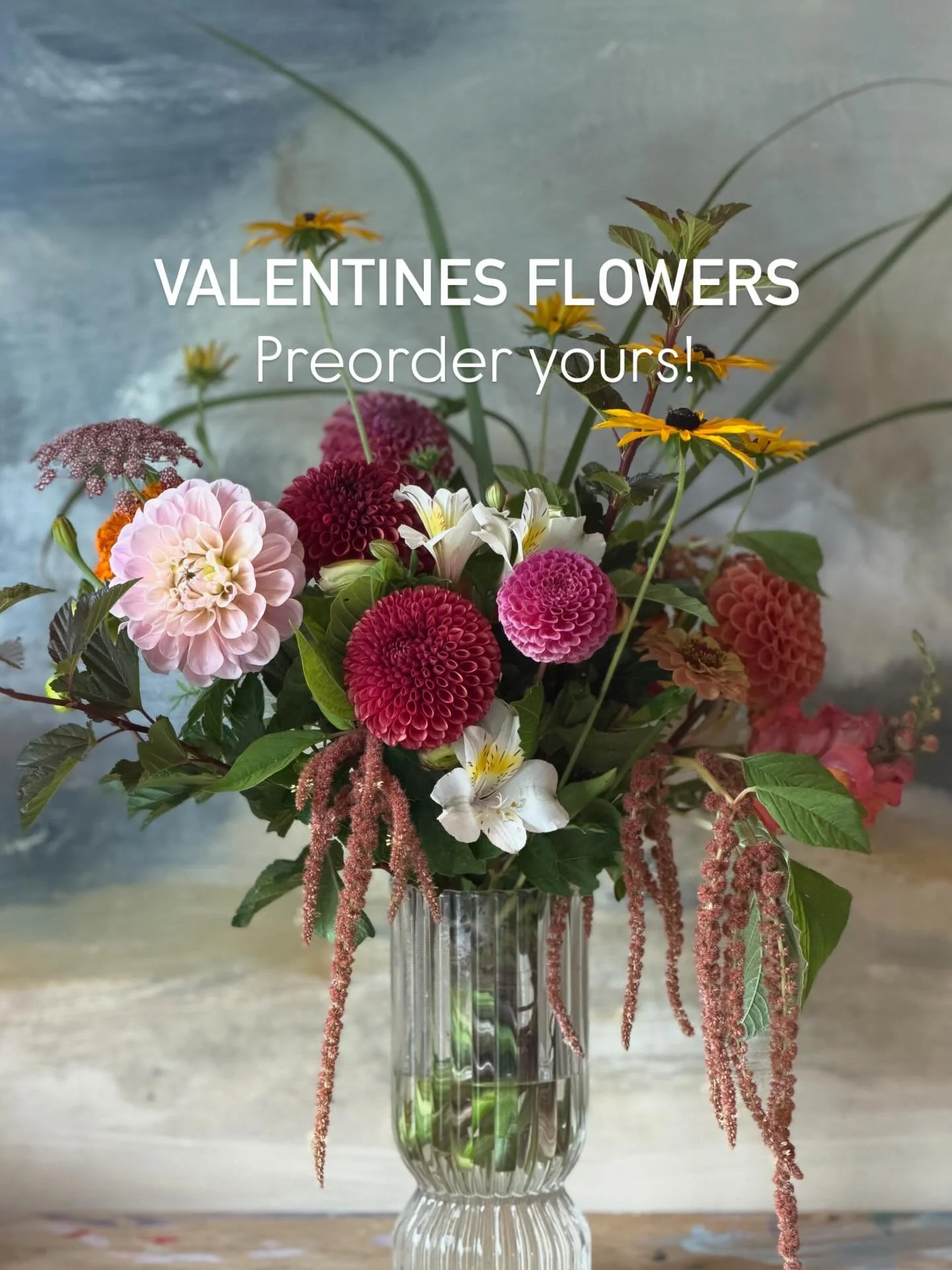 Preorder your Valentine flowers for this weekend 💗

Seasonal flowers, grown in Greymouth with love, by me, for you to share the love.

Pick up from my studio in Paroa on Friday evening (after 7pm) or Saturday morning (before 10am).

Medium bouquet $