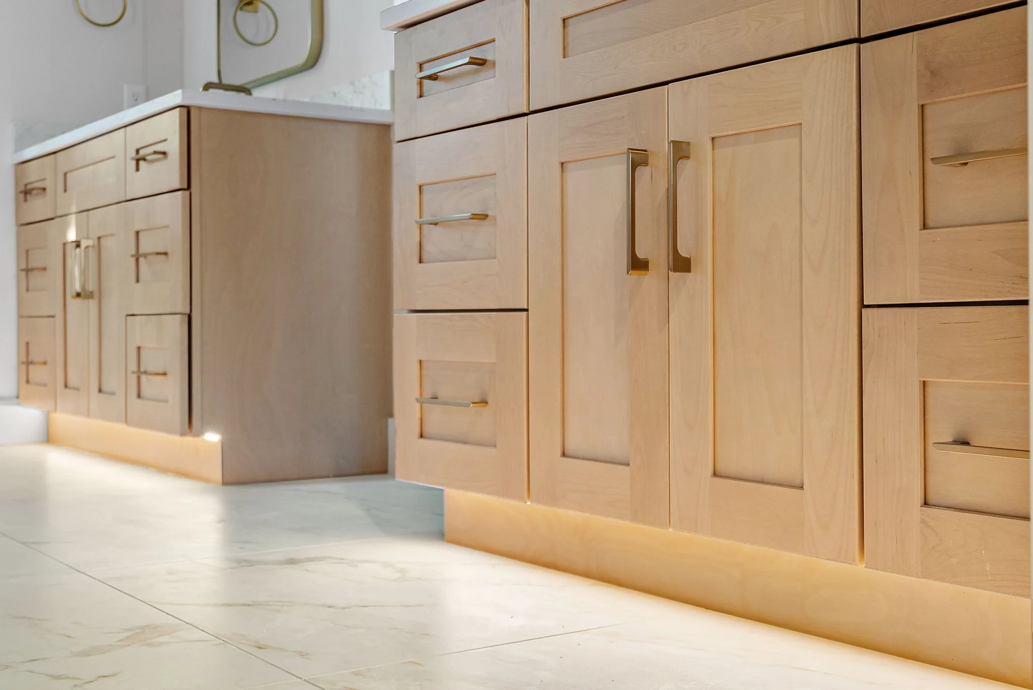 Under Cabinets LED accent lighting