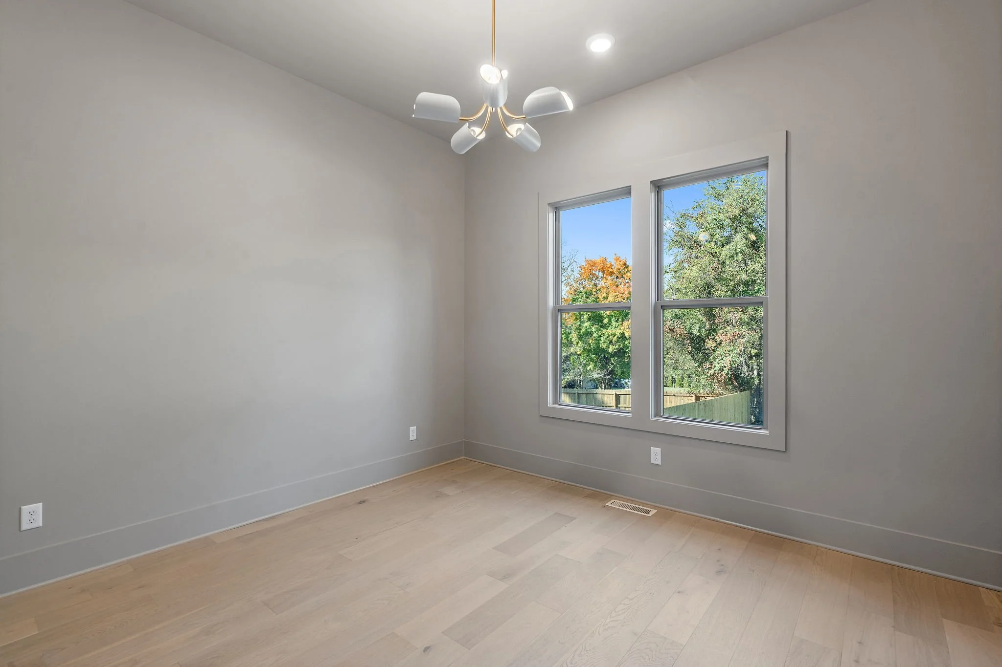 25-PixelCrew_507HighCrestDr(13) (1).jpg