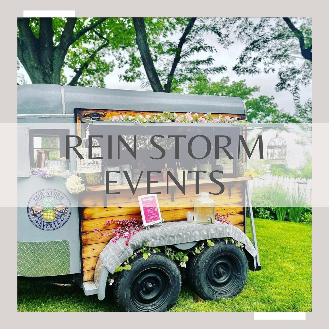 What would opening night at a Vintage Event be without a Vintage Bar! We are thrilled to have @reinstormevents partnering with us to shake, stir, and pour delicious cocktails at our Friday 9/22 opening night show. Tickets will be limited so be sure t