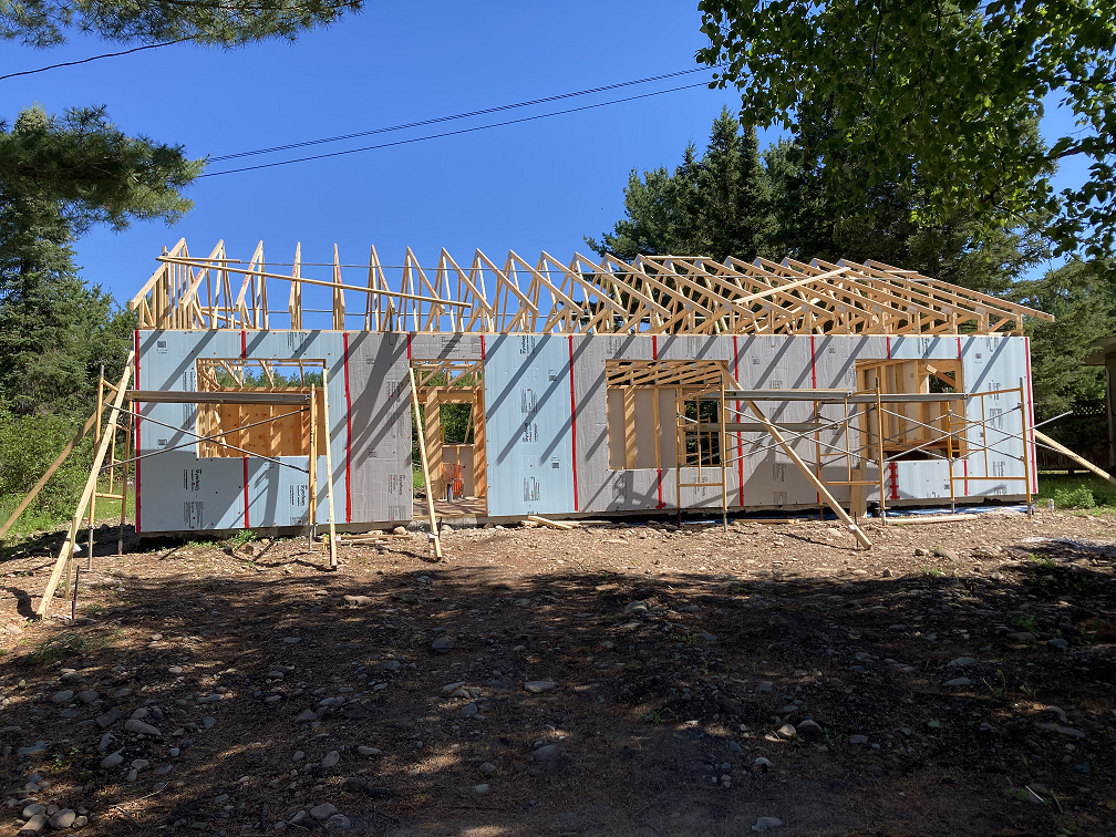 Trusses up 1625 Anthony St.png