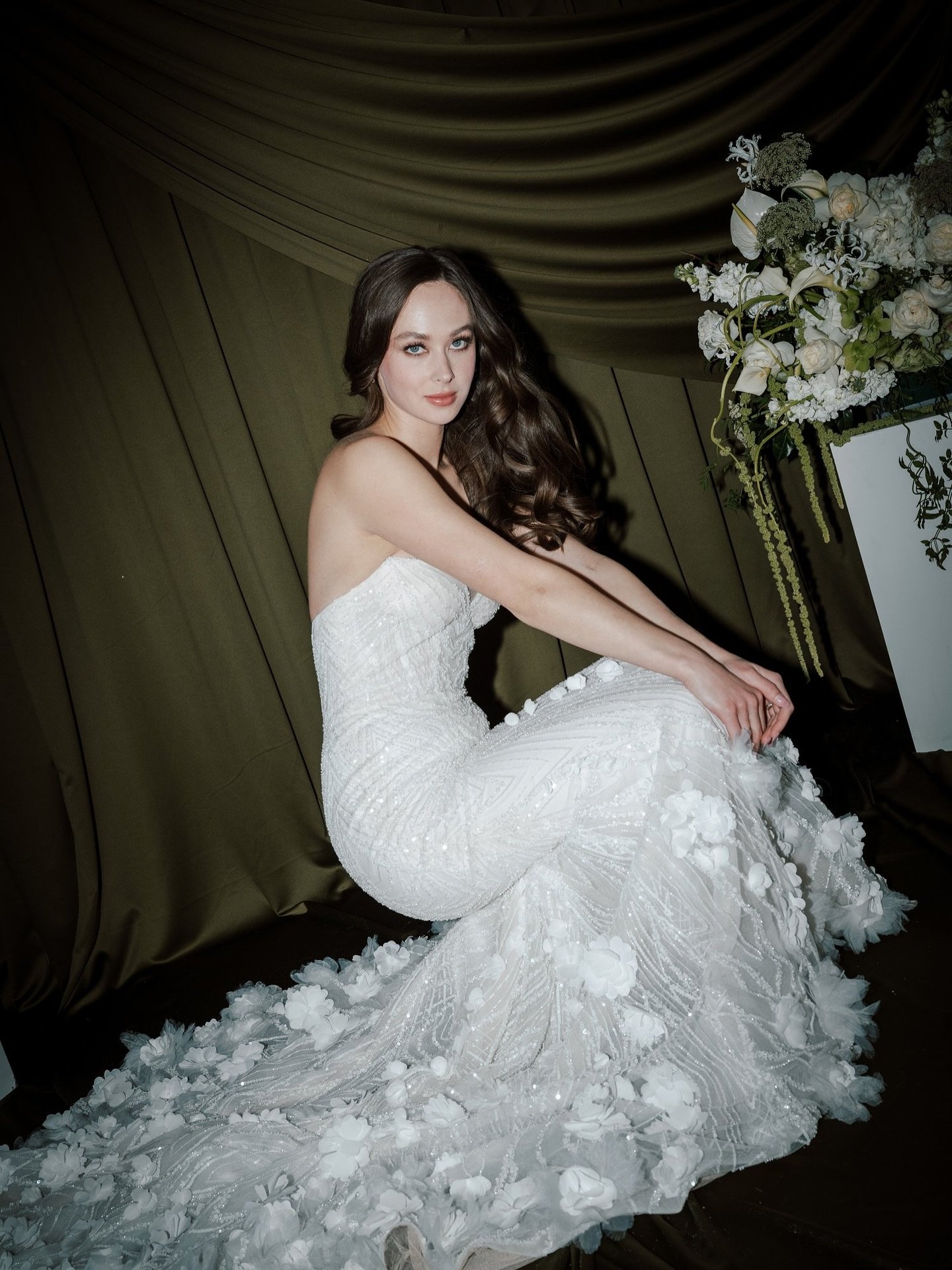 Introducing Elizabeth Lee to our new private bridal suite! Fully customizable, couture gowns, these wedding dresses are meant for the woman who wants to feel her most authentic self! Romantic, luxurious, and one of a kind! 

Book your private appoint