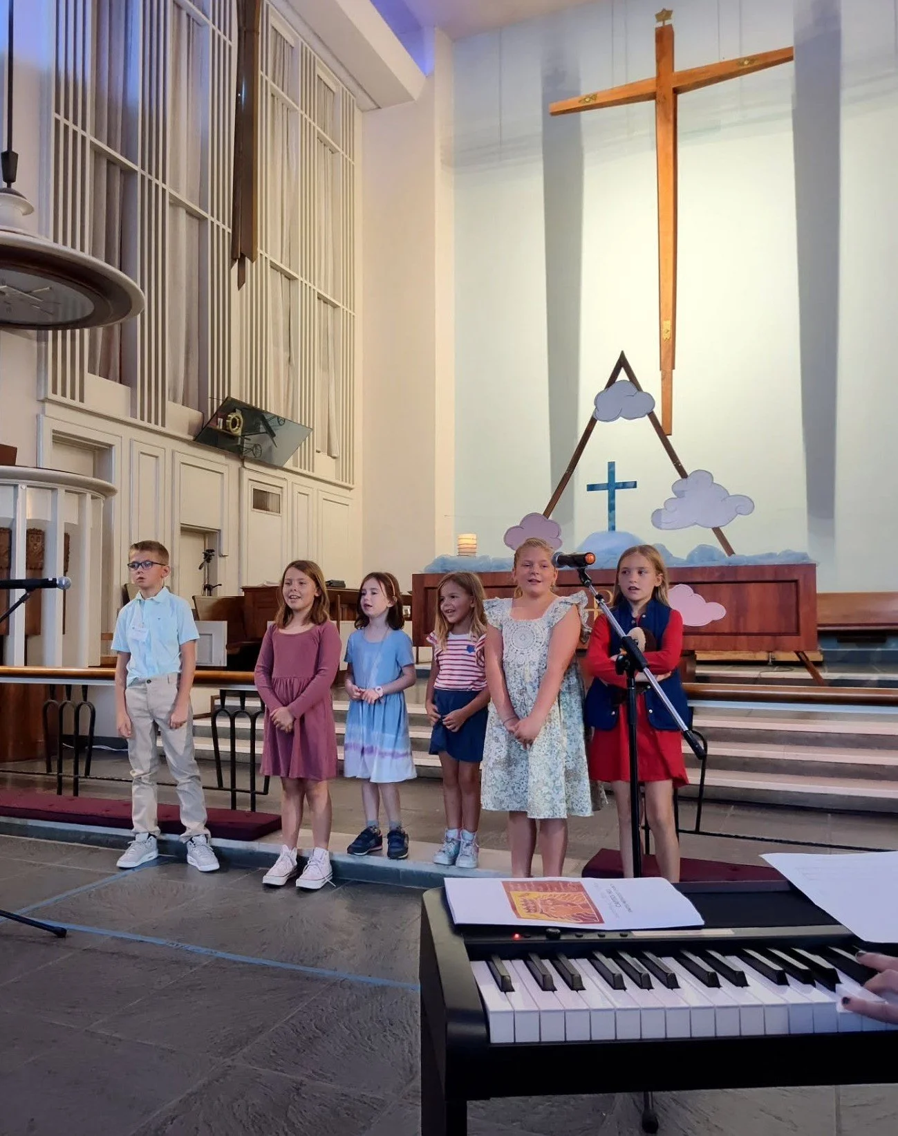 Student Sabbath &amp; Children's Choir Performs