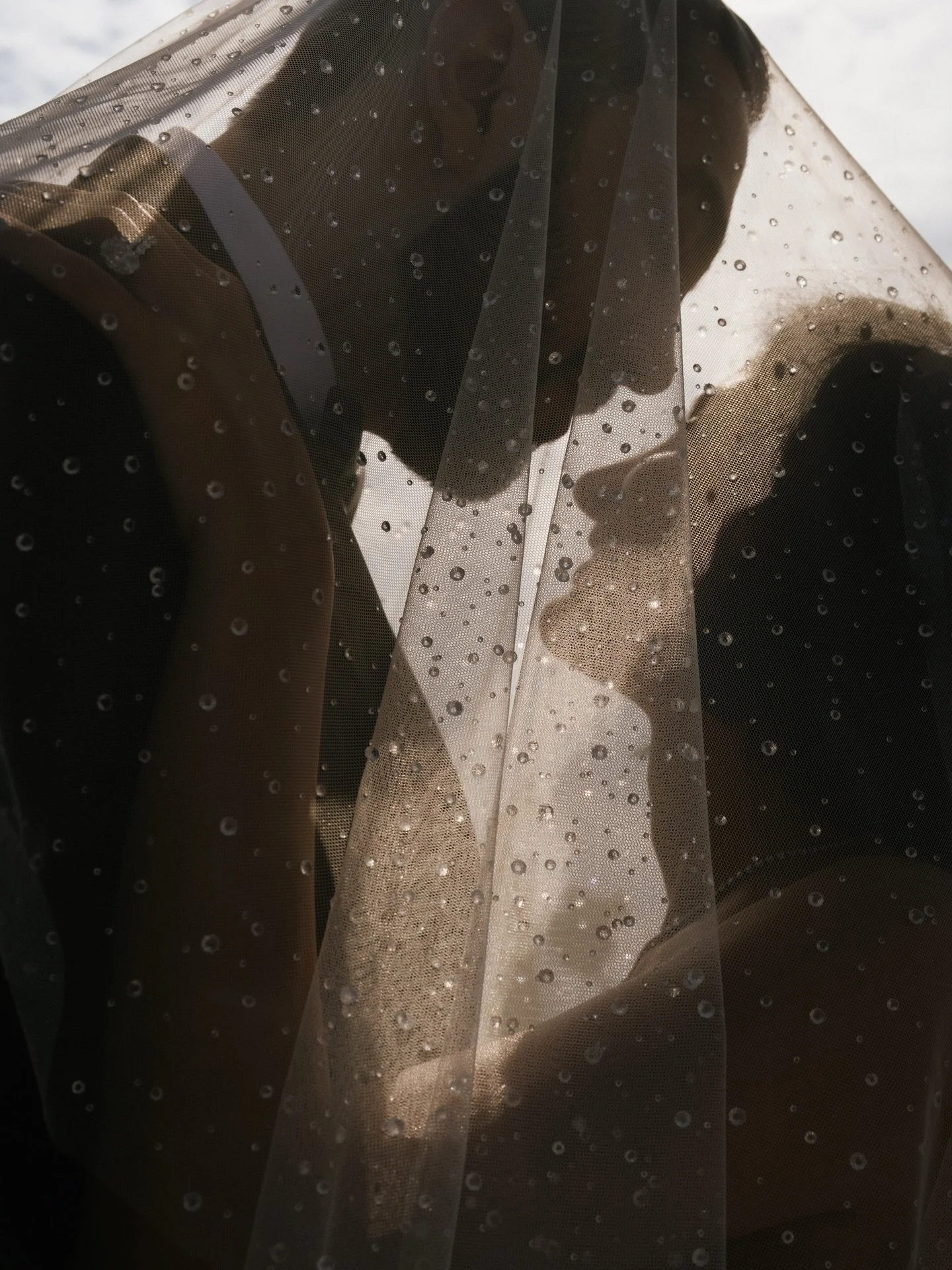 A day to remember forever with Sheila and Ali. And this is your sign to bring your backdrop outside for portraits. 

Planning @momentscollectivestudios @mitrashekarii 
Photography @momentscollectivestudios 
Videography @momentscollectivestudios @_uns