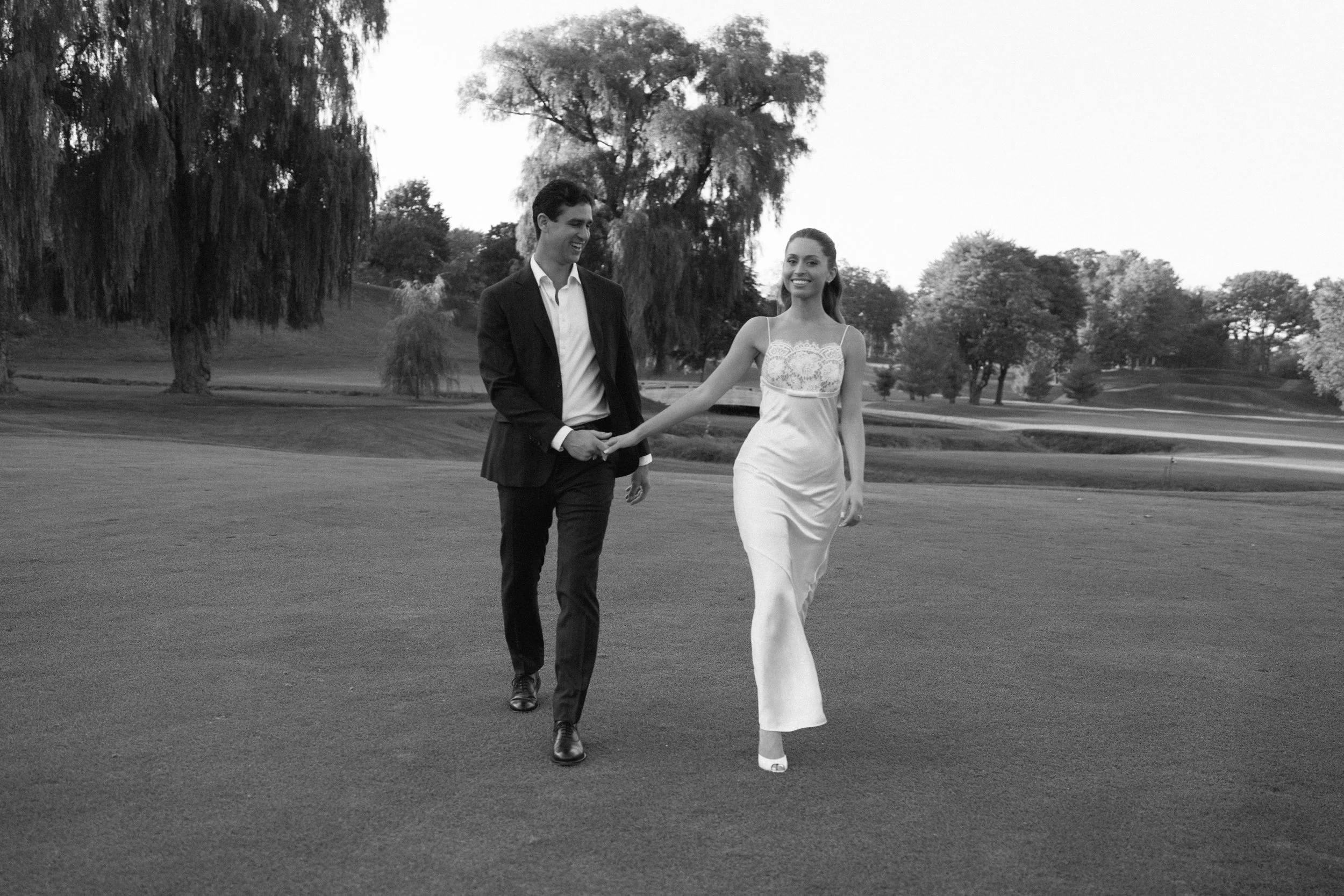 MC - L&S - ESHOOT - Red - 43 - AK100230.jpg