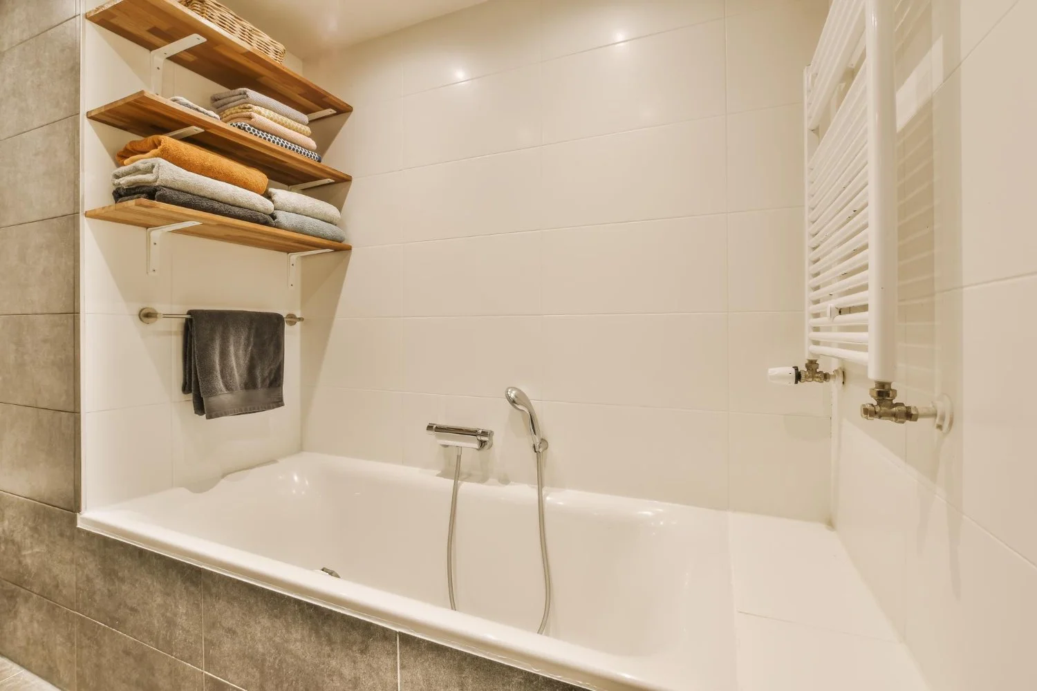 Should You Add a Tub or Walk-In Shower in Oklahoma City