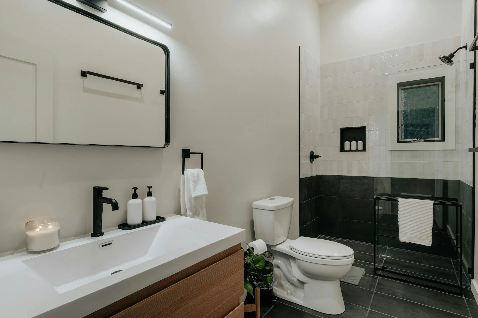 Summer Fixes That Make Your Bathroom Feel New in Oklahoma City