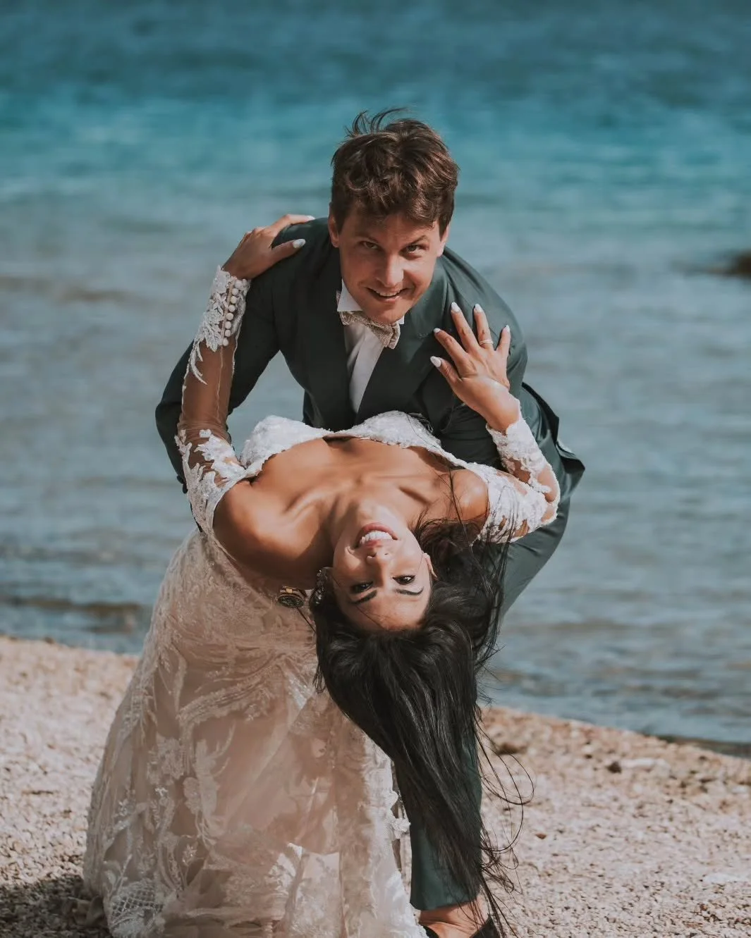 ✨💍 Celebrating Natalia and George's one-year wedding anniversary with a throwback to their stunning first dance! 💕 Their elegant yet sensuous chemistry was undeniable, turning every step into a beautiful expression of their love. It was an honor to