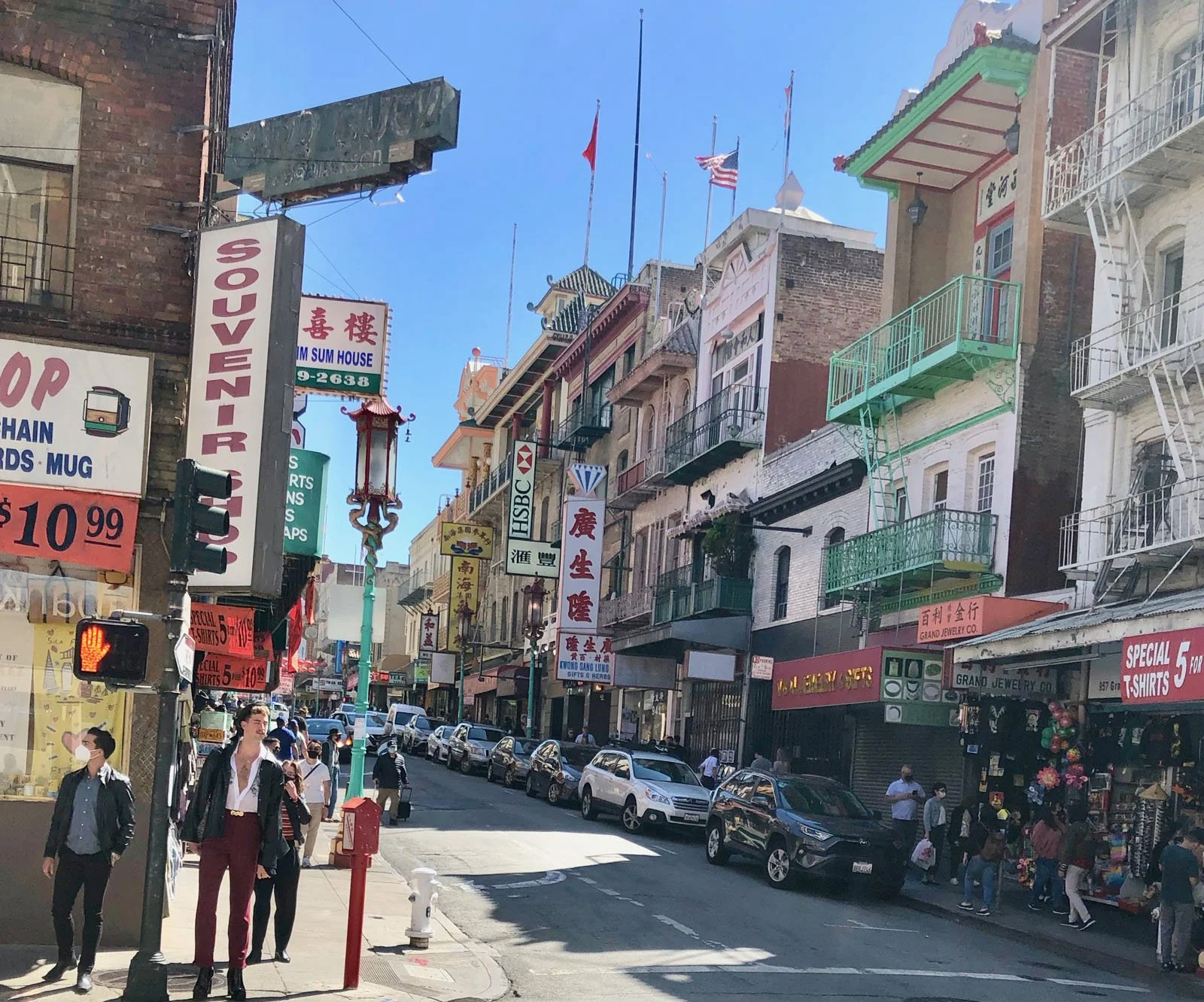 Founded in 1849, North America's oldest Chinatown had to fight to keep its central location after the 1906 quake.