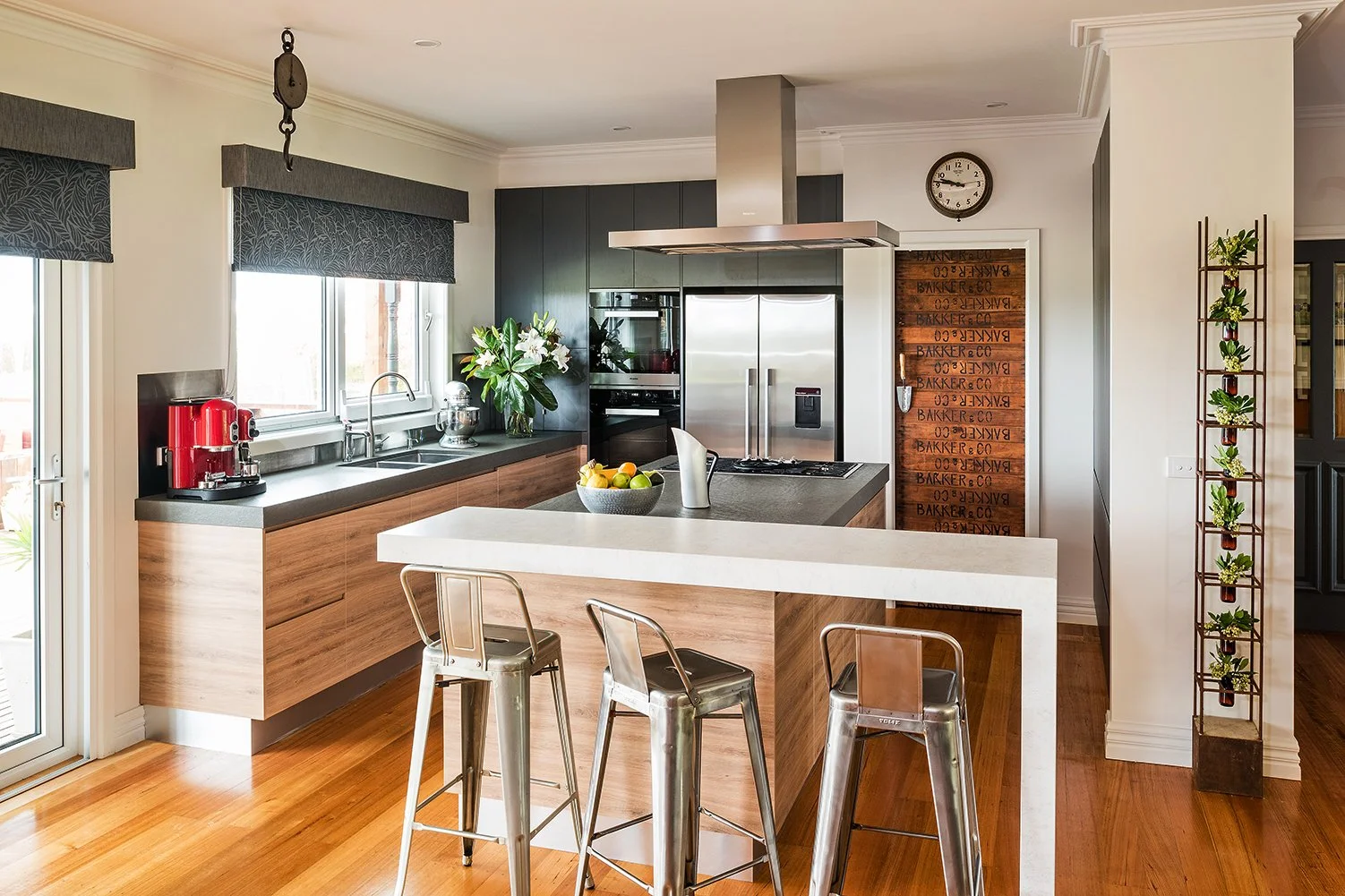 What is Full-Service Interior Design &amp; Is It Worth the Cost?