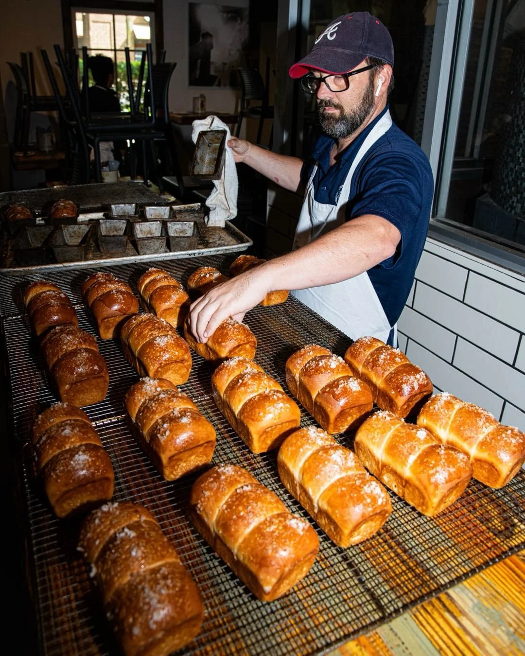 Photos for @vero_pizzeria @grubfreaks 

Nothing like keeping warm by a pizza oven in the Winter ❄️ 🍕