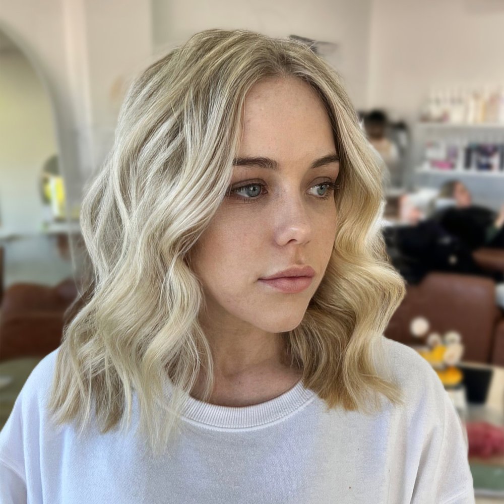 Josh Carr Colourist Northern Beaches Hair Salon Blonde Hair Brookvale Blonde Hair Specialist