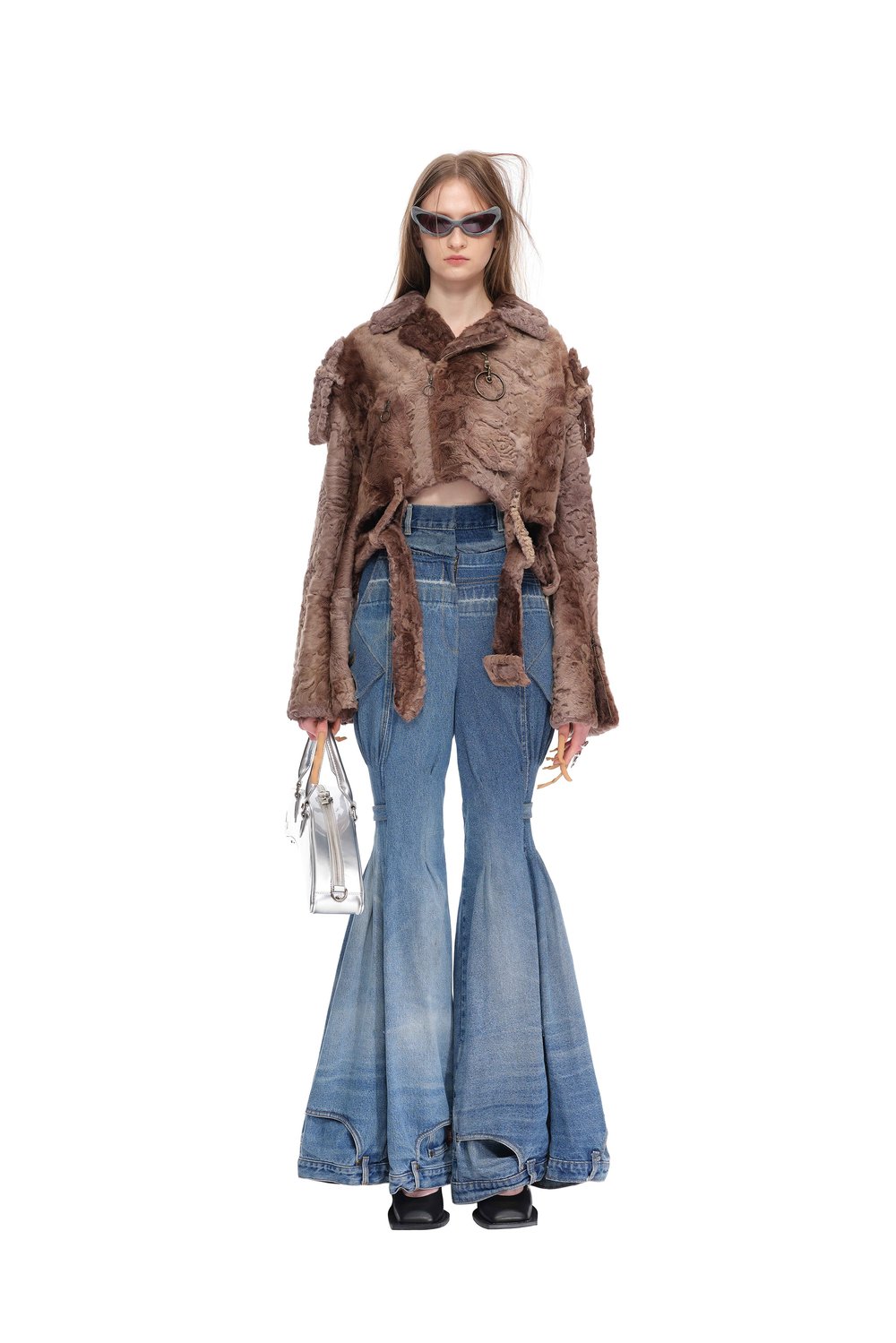 LOOK 16