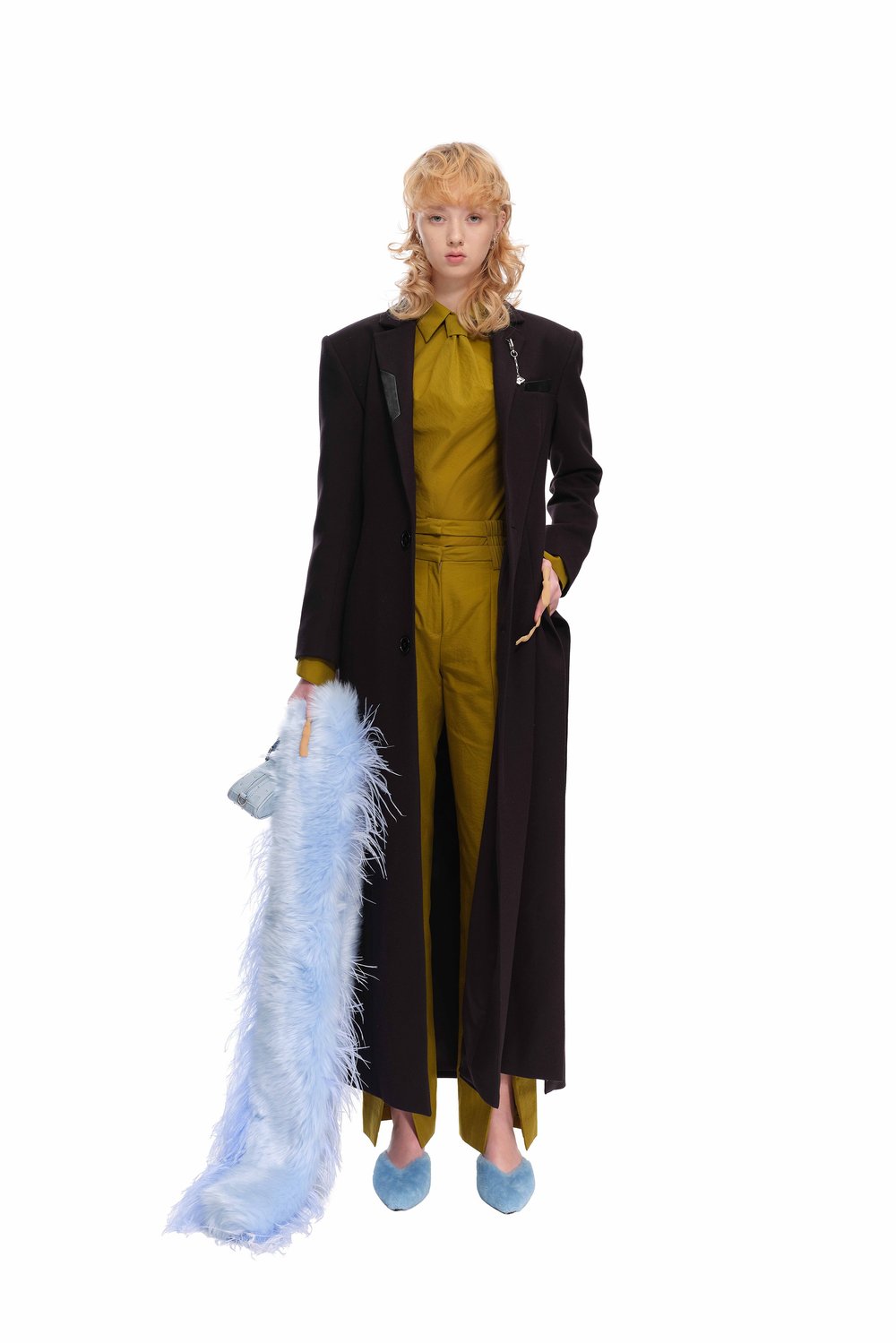 LOOK 17