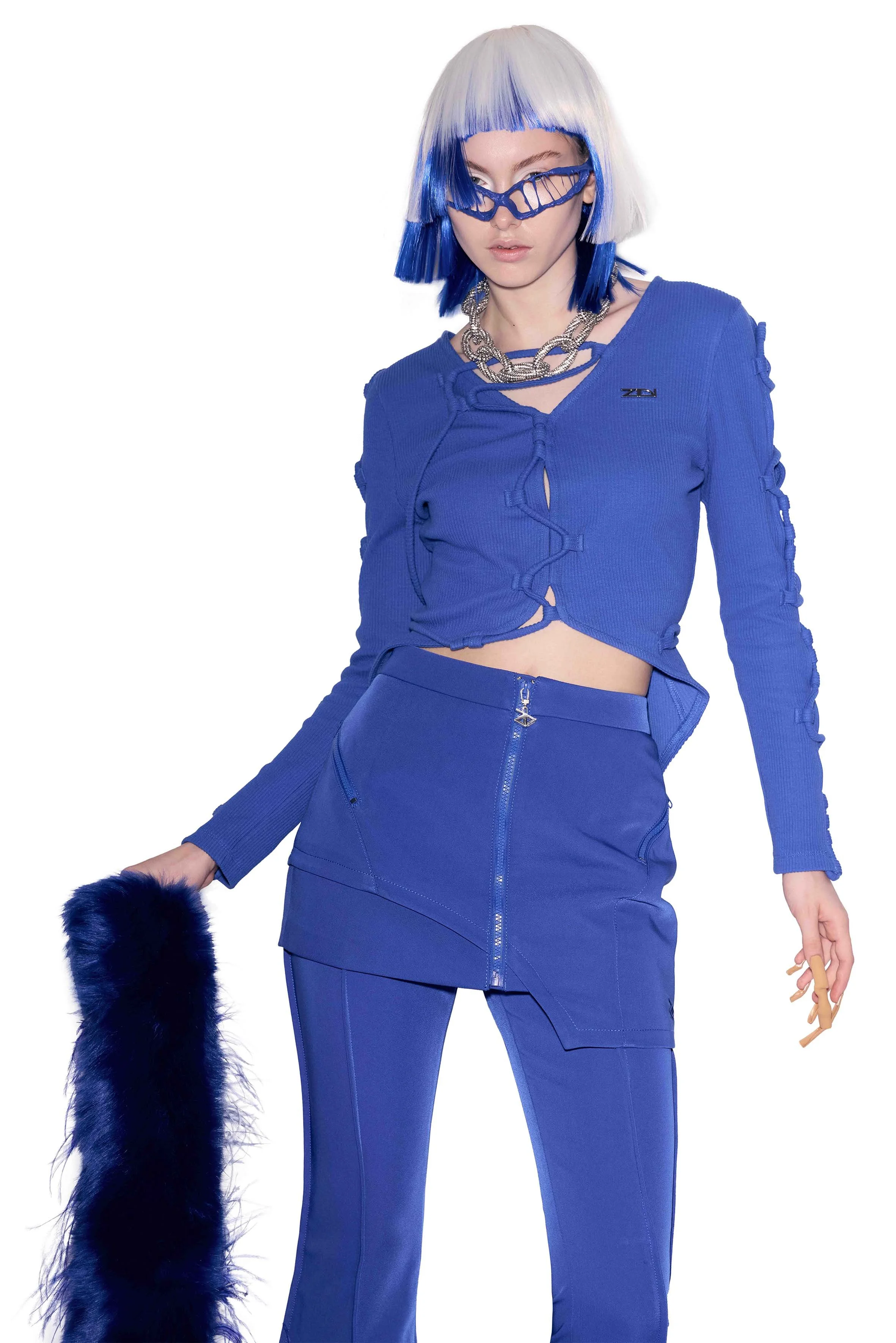 LOOK 6