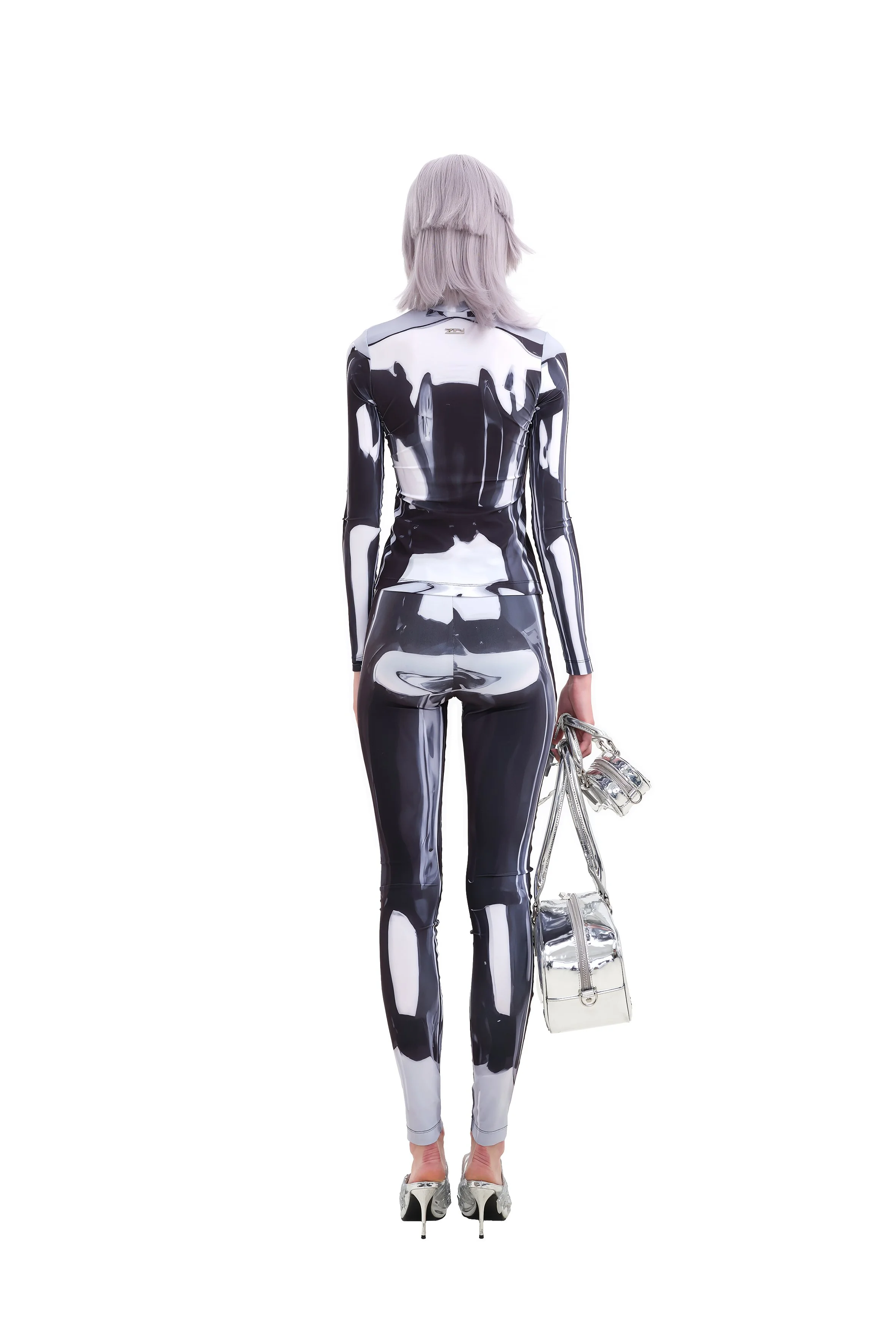 LOOK 28