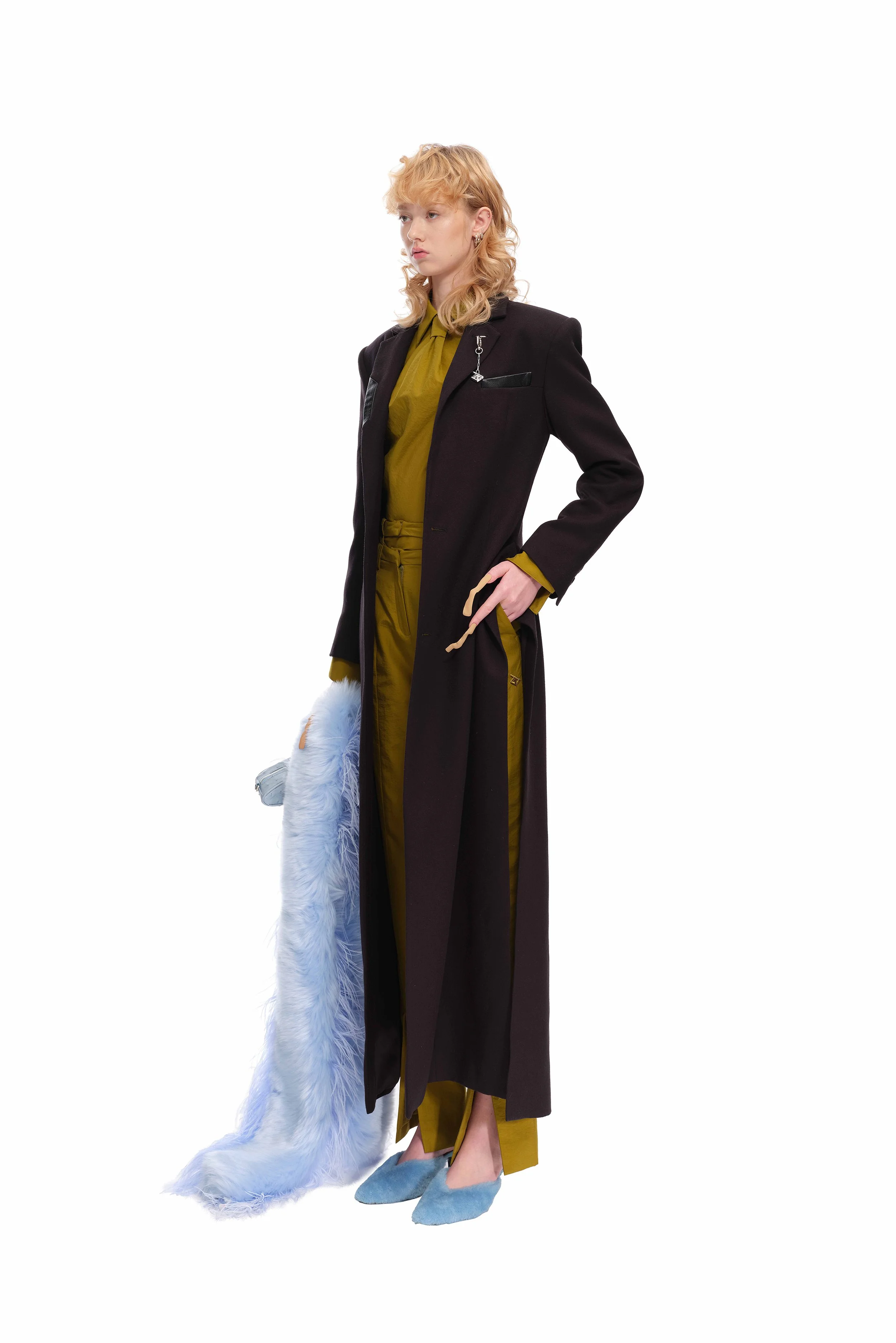 LOOK 17