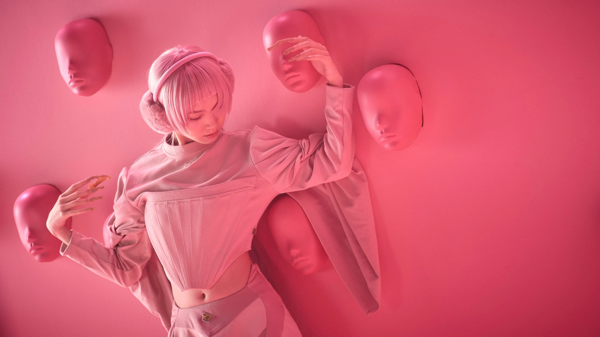 Z I D I X Steve Chan film still 9