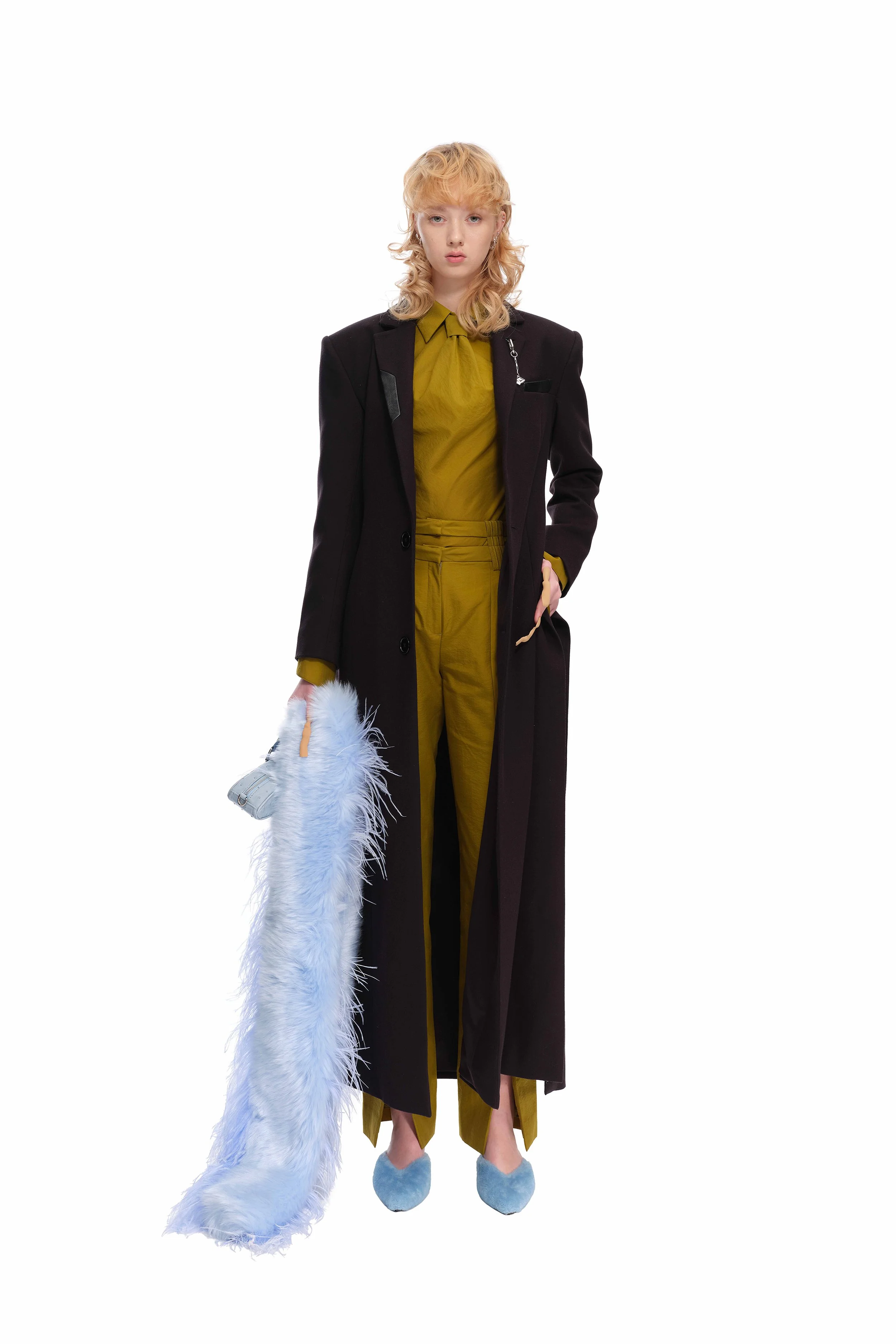 LOOK 17