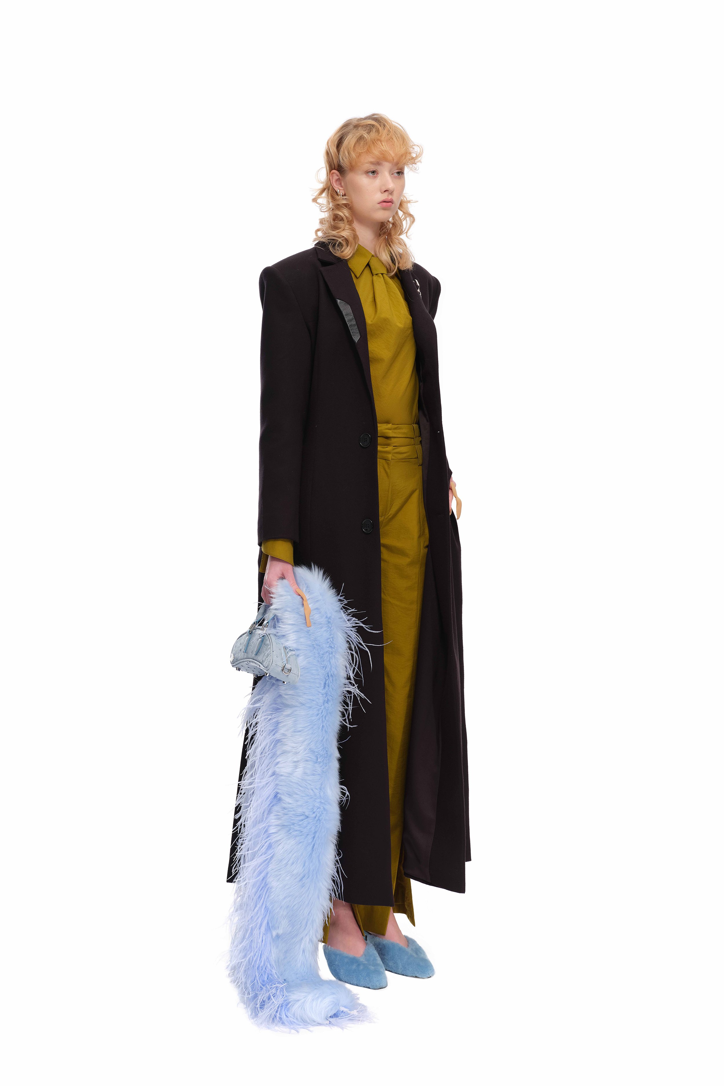 LOOK 17