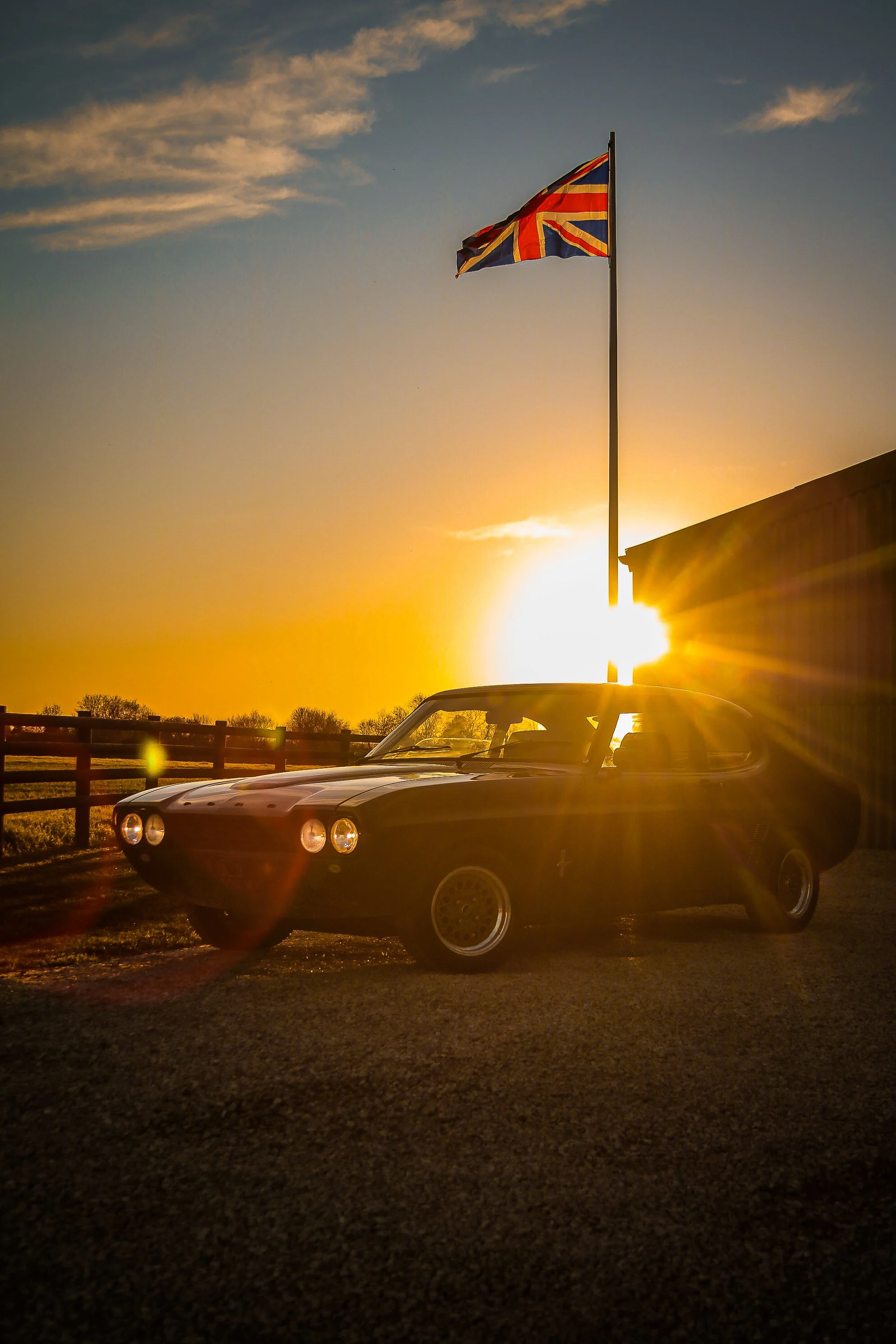 V8 CAPRI
