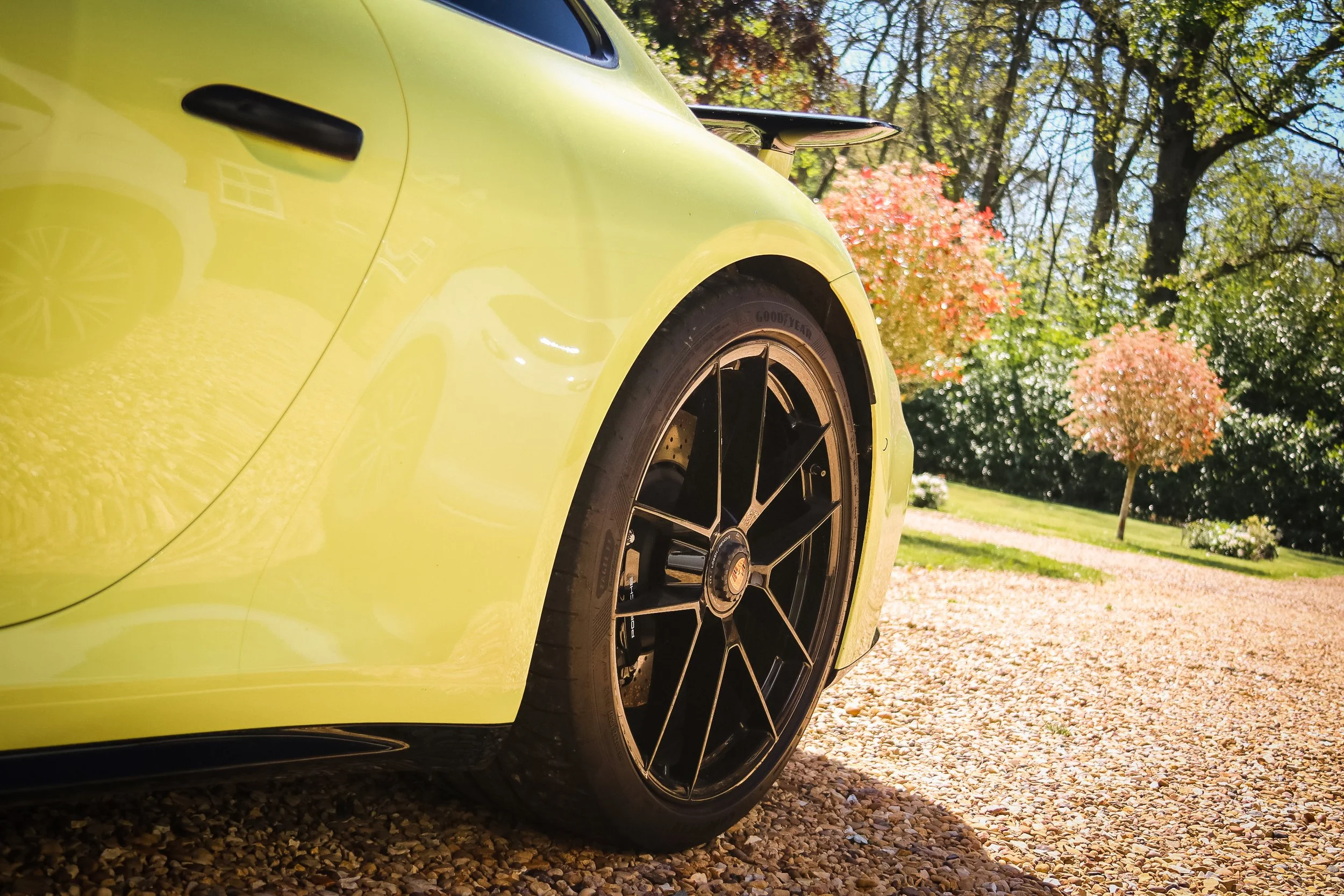 911CARRERA4GTS-18.jpg