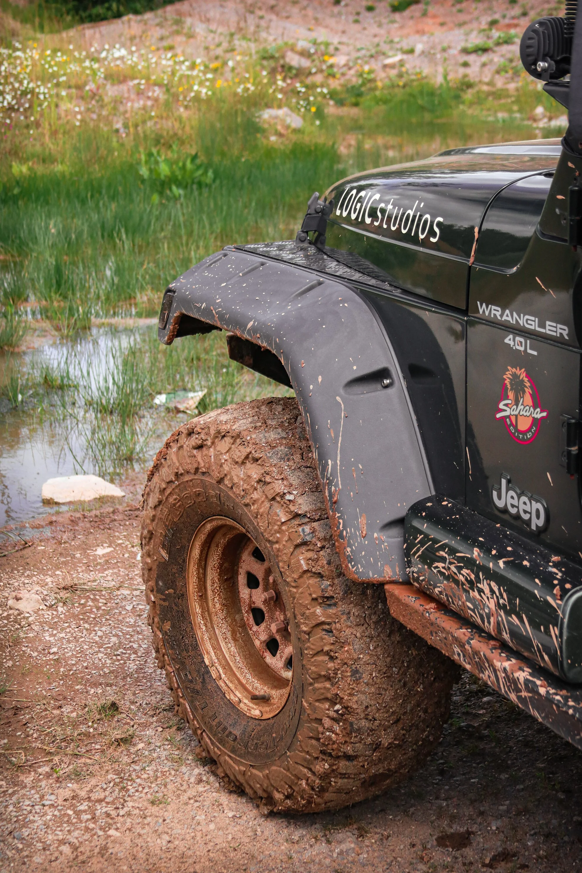 LOGIC 4WD-05.jpg