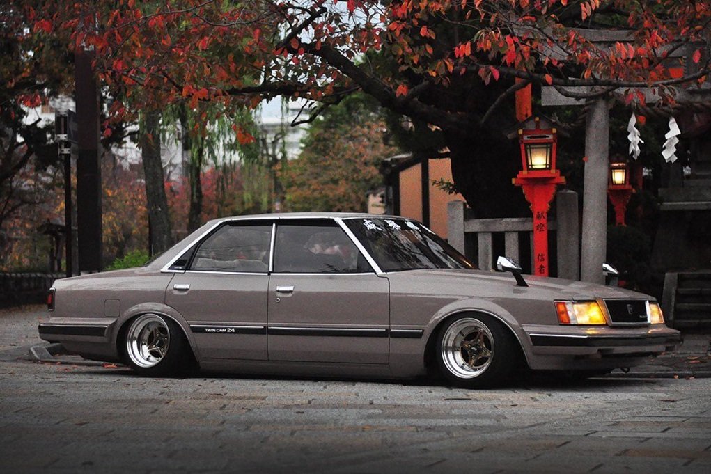 Shakotan car│via izanami-wheel.com │© Izanami