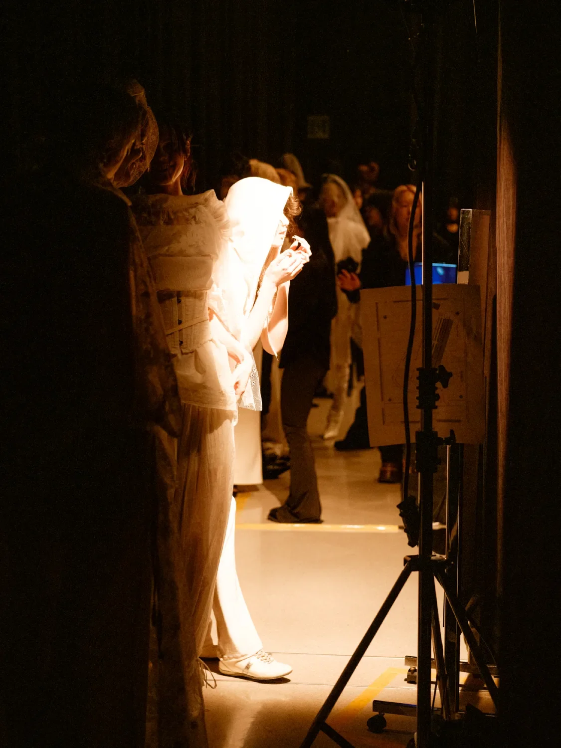 mukcyen_26fw_back stage_changsu-262.webp