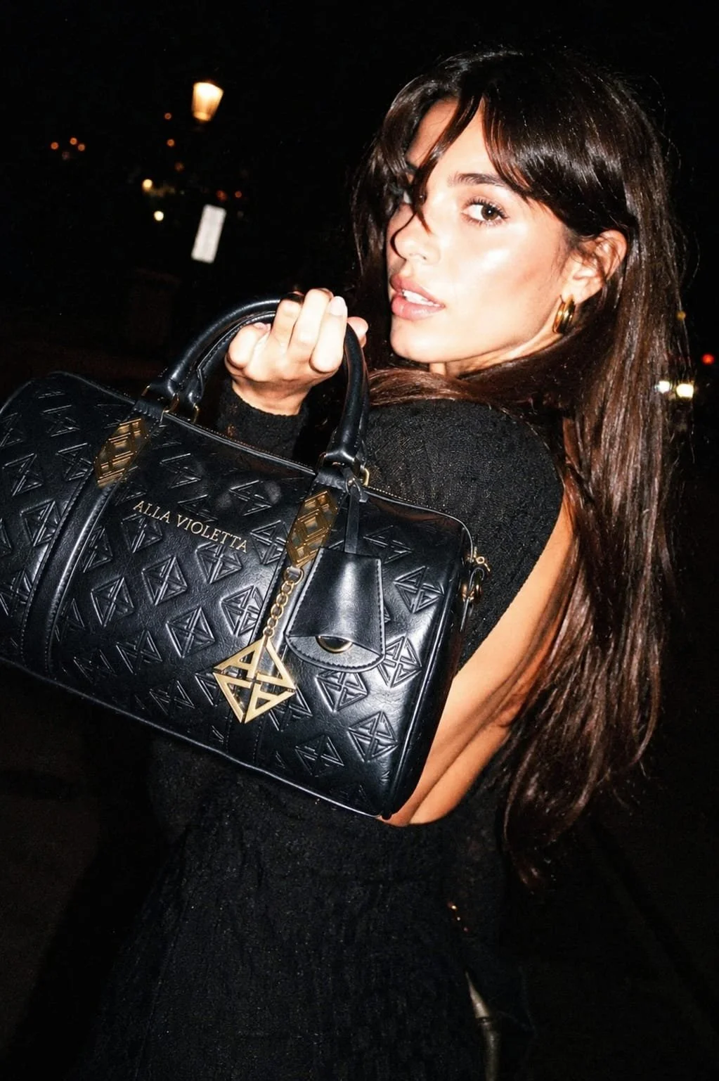 SHOOTING BORSA NERA MONOGRAMMATA.jpeg