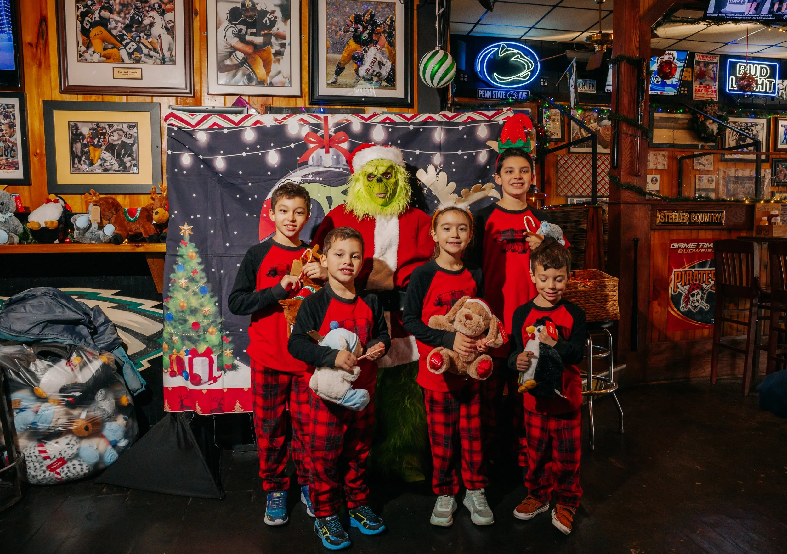 Breakfest Grinch 2025 37.jpg