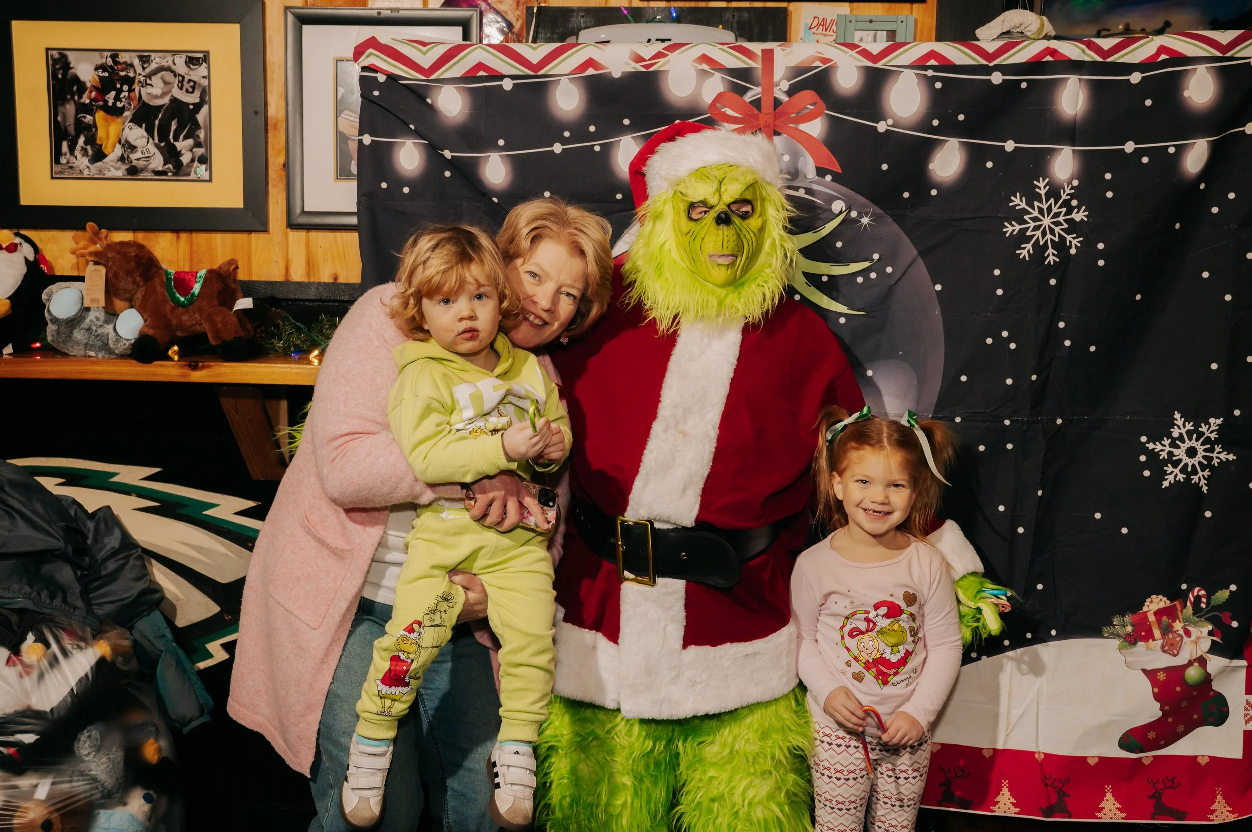 Breakfest Grinch 2025 113.jpg