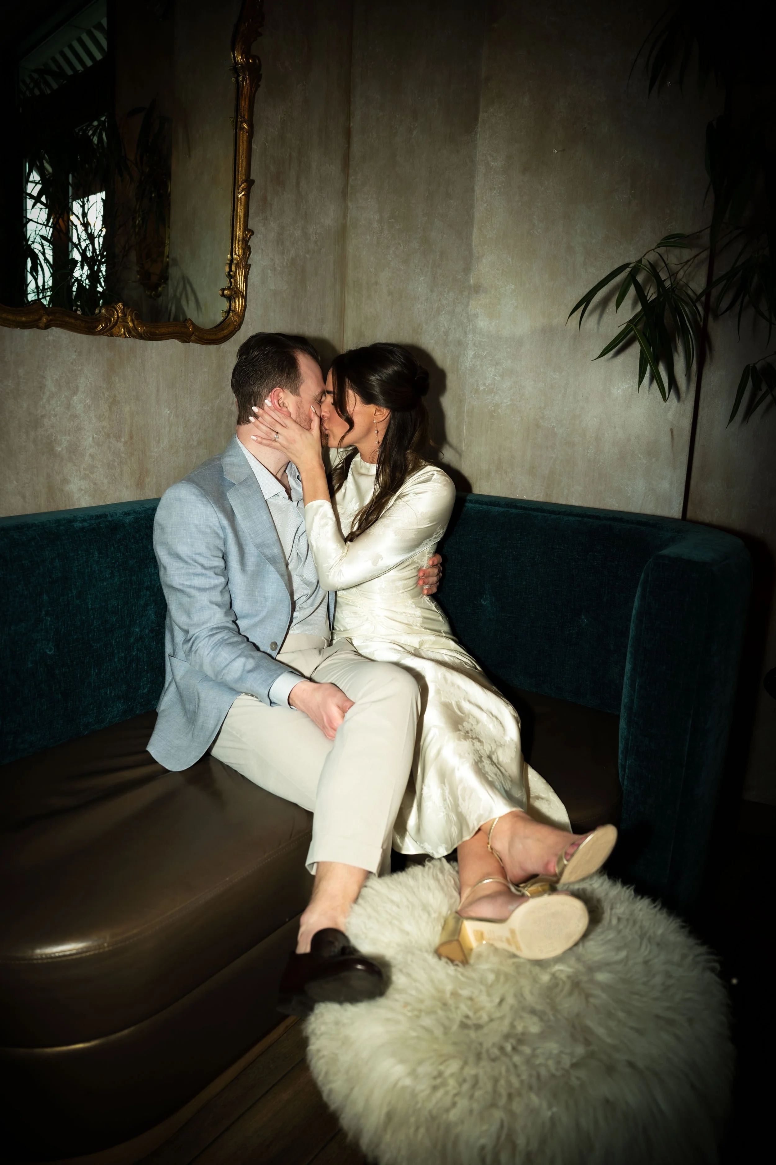 boston-wedding-photographer-margeaux-supper-parlor-wedding-couple-kissing.jpg