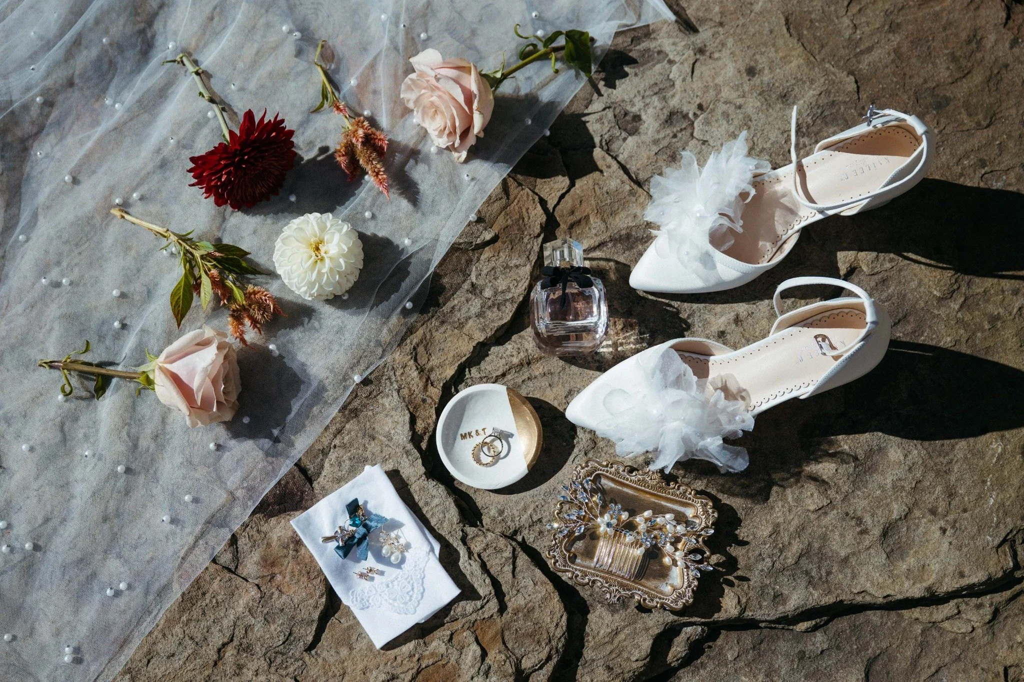 massachusetts-wedding-photographer-bridal-flatlay-details-rings-shoes-veil-047.jpg