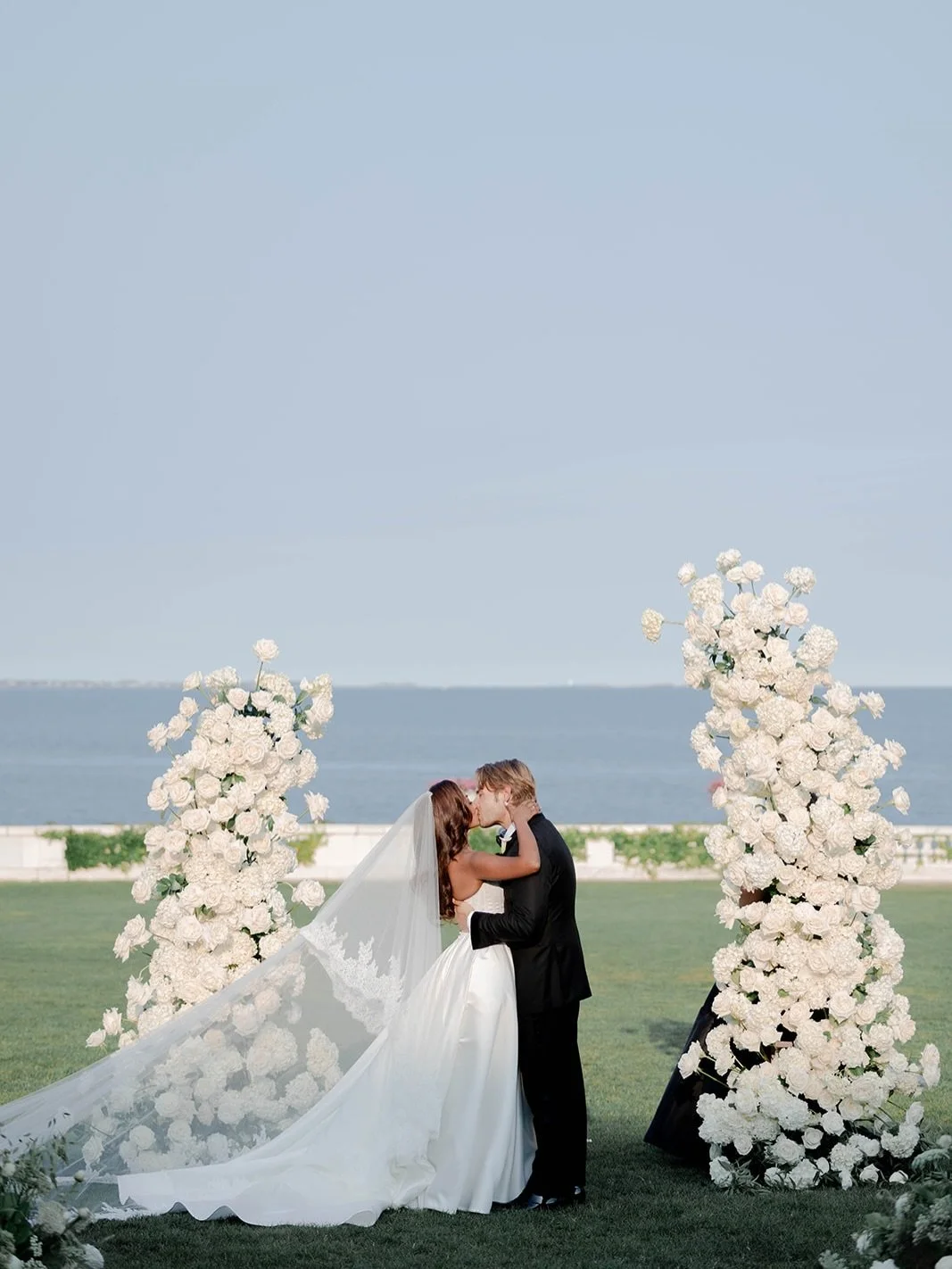 A timeless, clean and modern design + a Newport ocean backdrop&hellip; mix in our stunning couple R&amp;J and you get this. 

The most amazing photos of these two being in the moment and taking this next step together. The emotion @brittanyboote can 