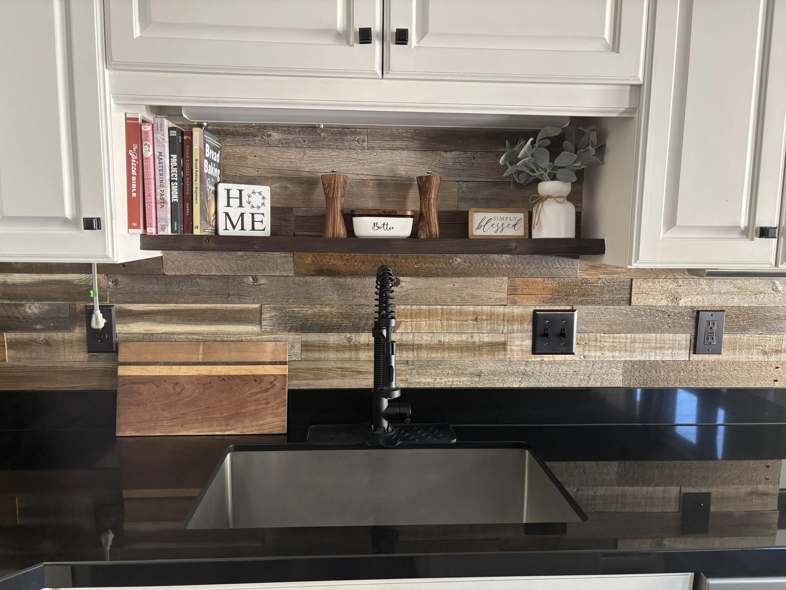 DIY Reclaimed Wood Kitchen Backsplash