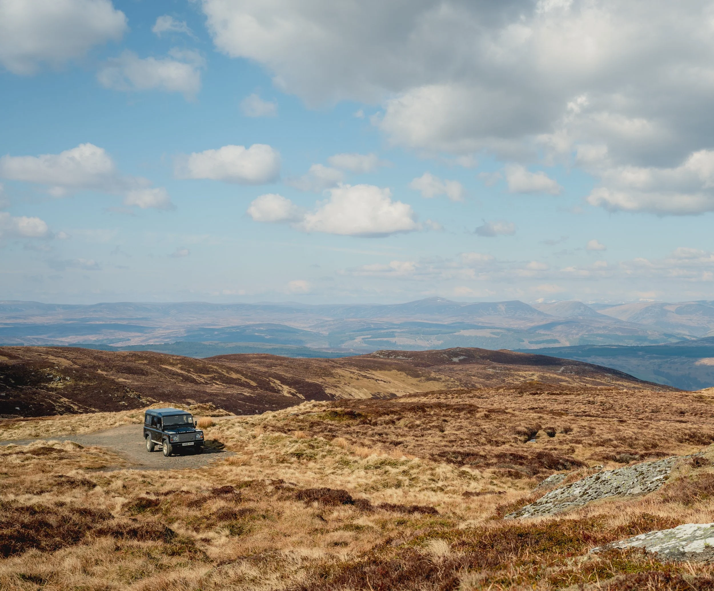 2023 @highlandsafaris 
#scottishhighlands