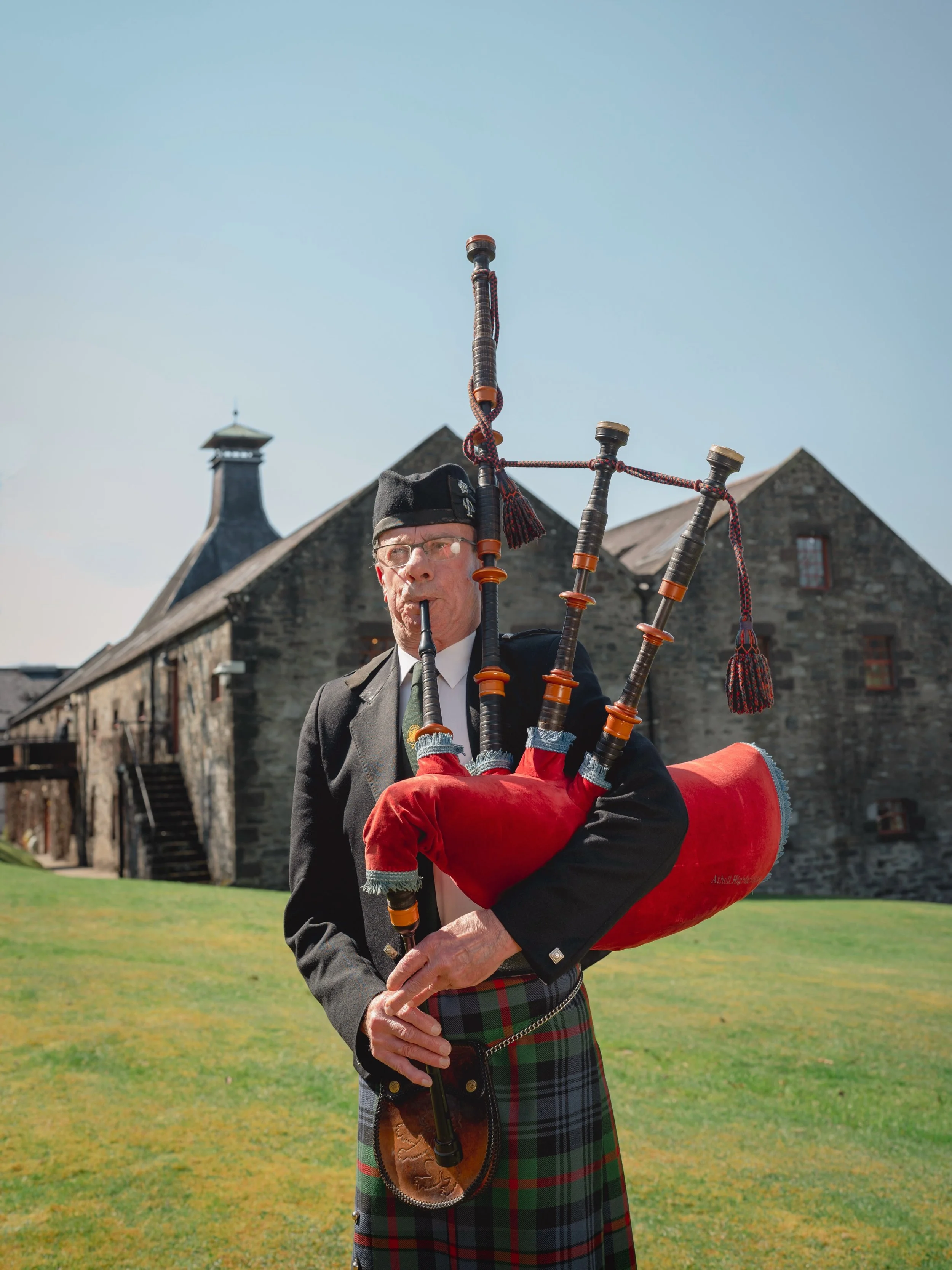 Bagpipes at the distillery.
For @aberfeldy 125th anniversary.

#aberfeldy