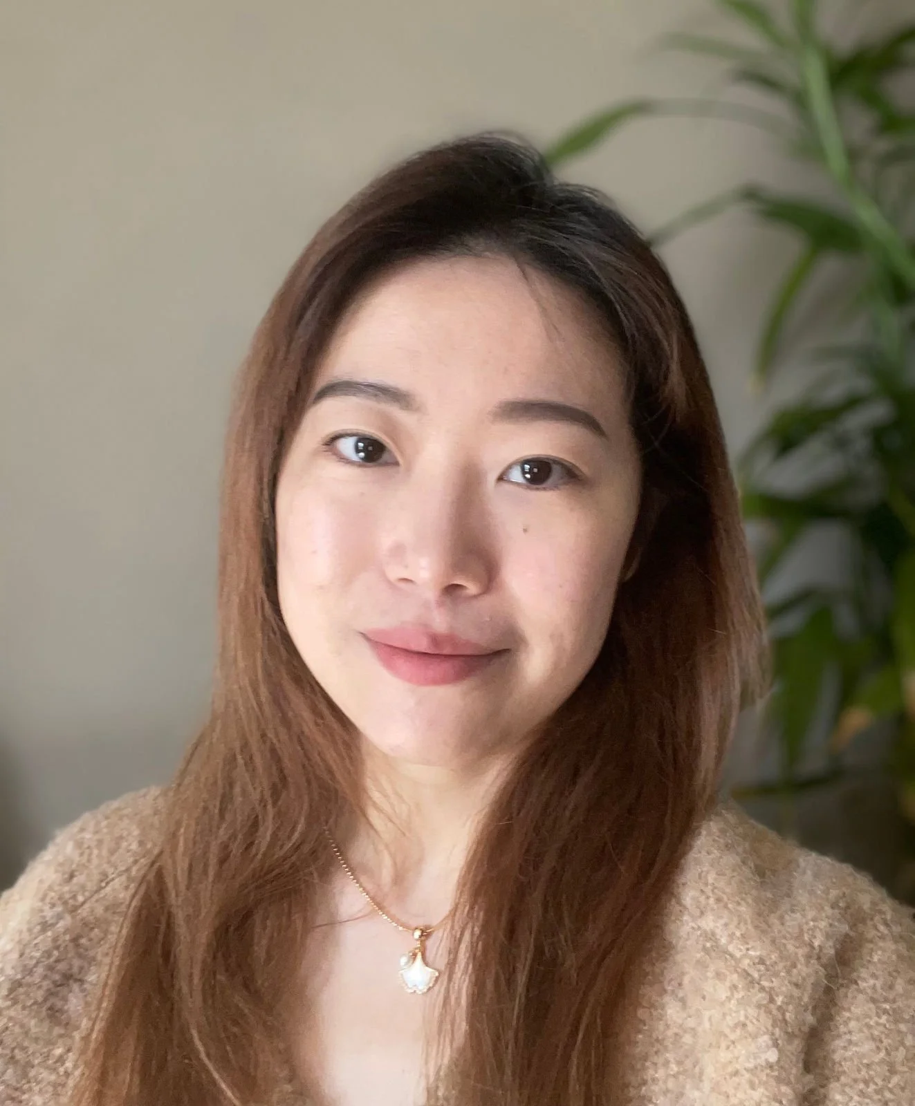 Yuchen Zhong, a Calgary therapist and Registered Psychologist.
