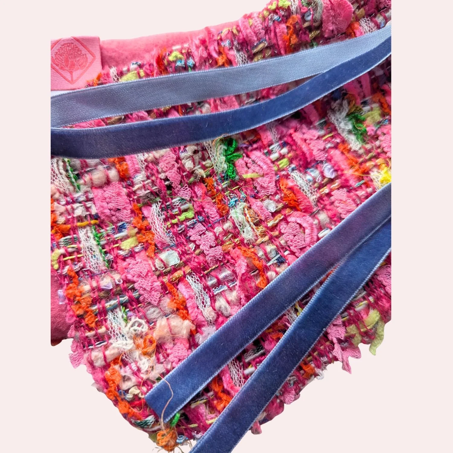 Pink tweed collar ribbon pink background .jpg
