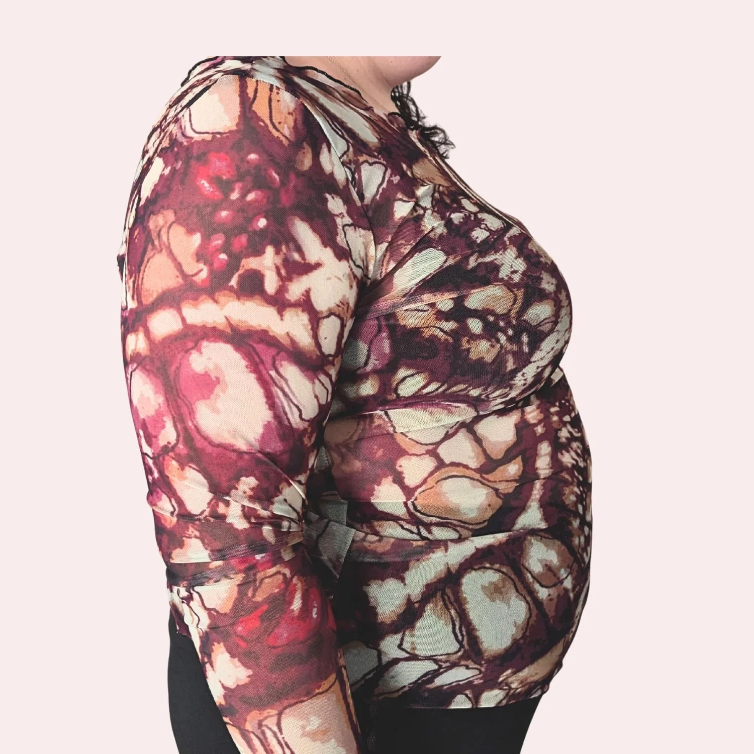Mesh top merlot wings side pink background .jpg