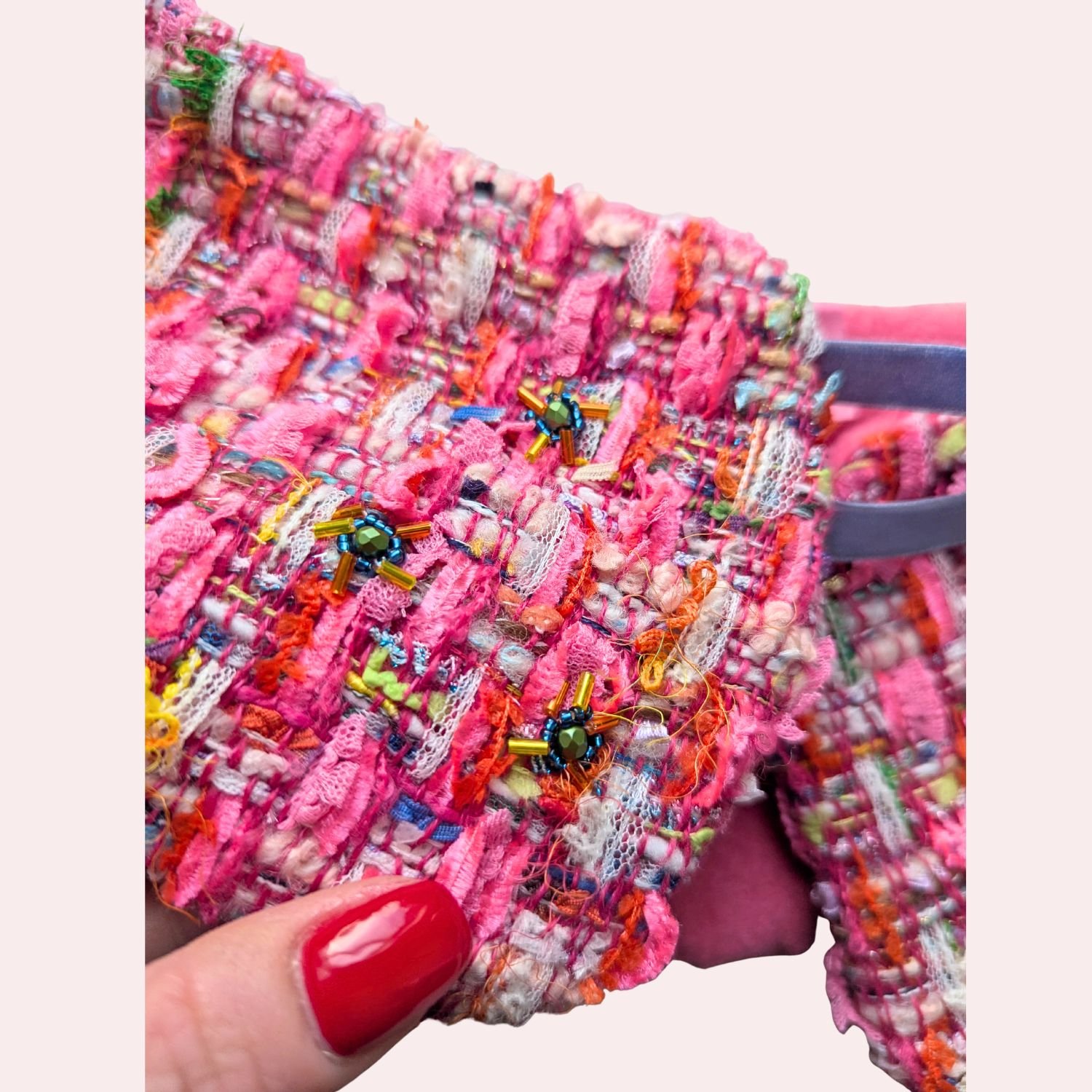 Pink tweed collar beads pink background .jpg