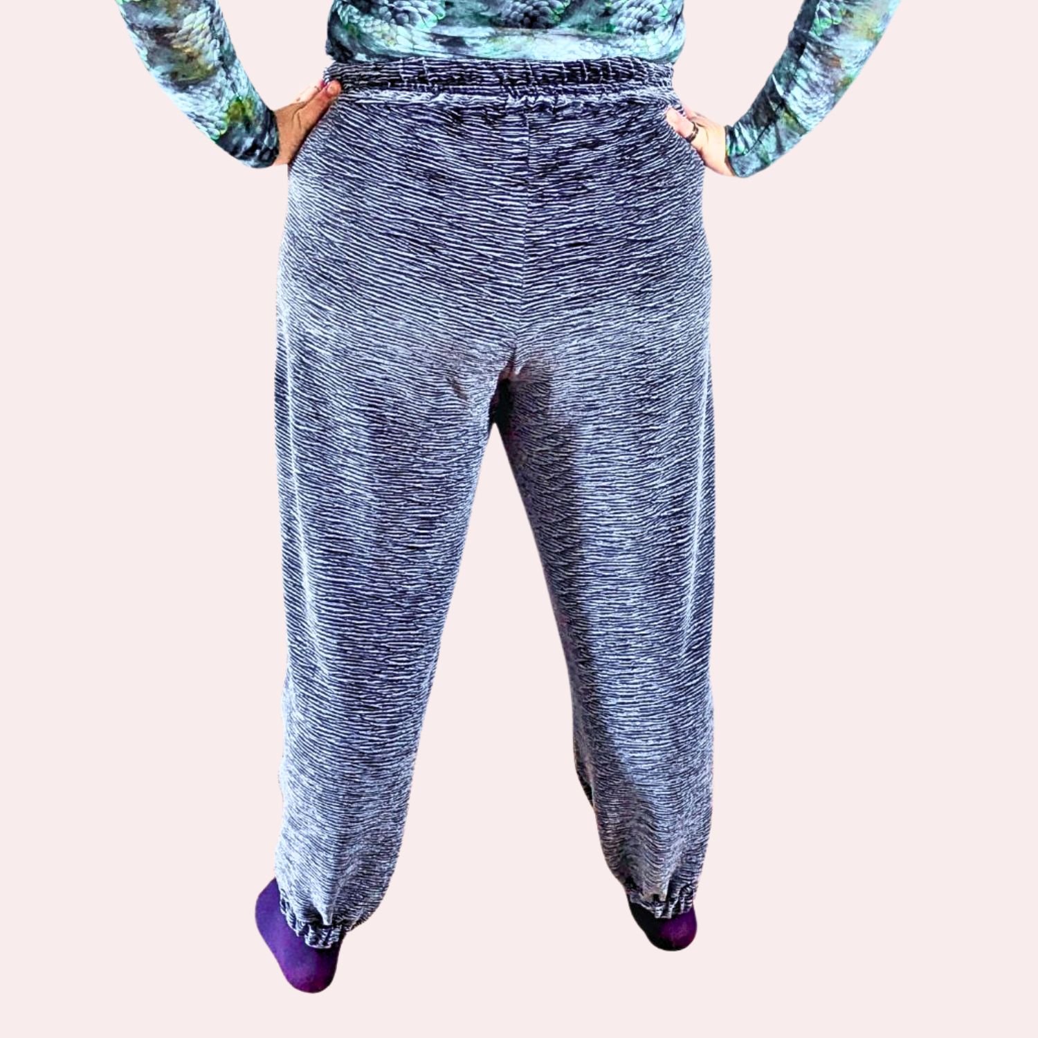Luxury velvet joggers back pink background .jpg