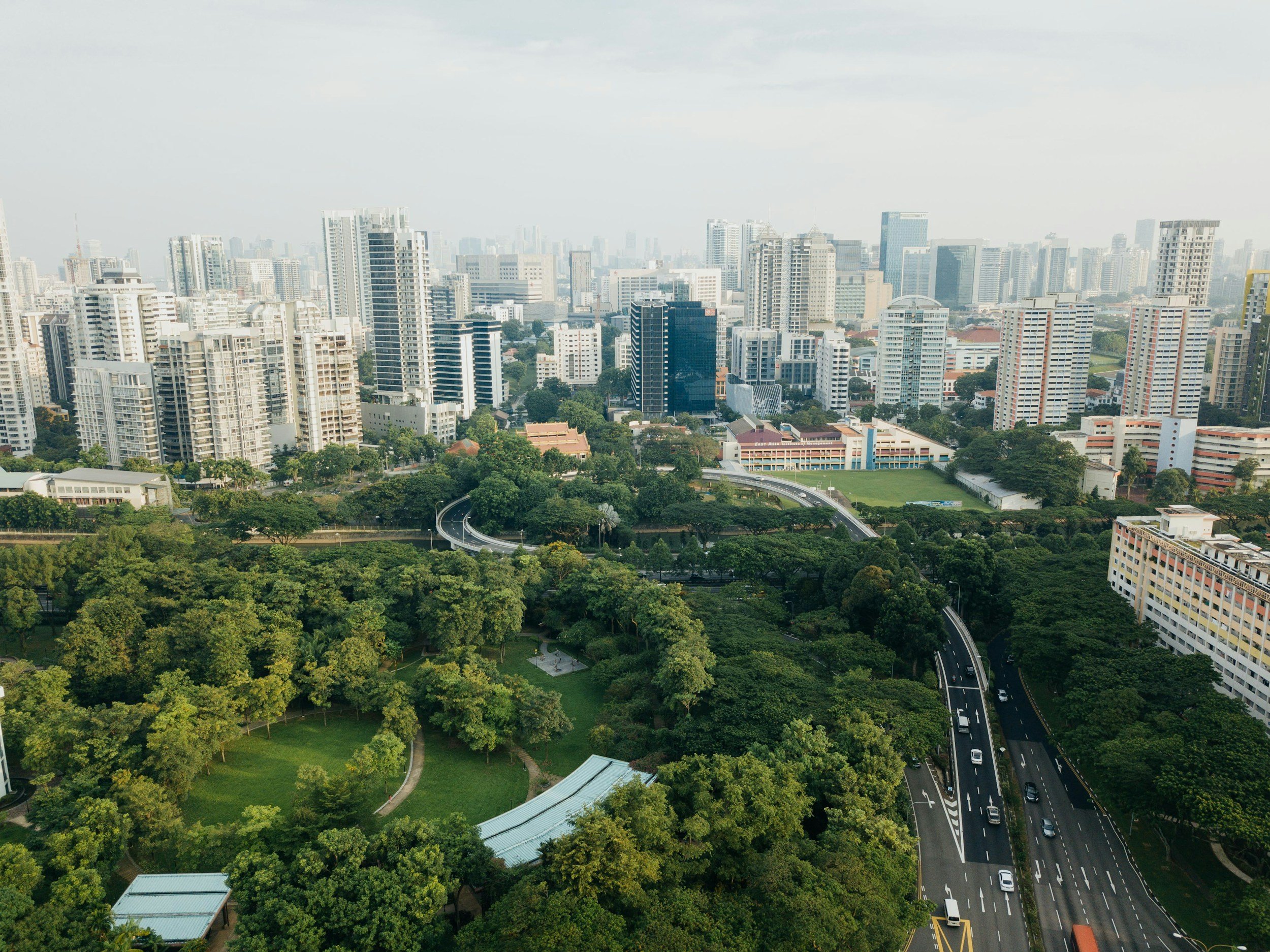 Meta-governing the Co-creation of a Green and Just Transition in Urban Areas